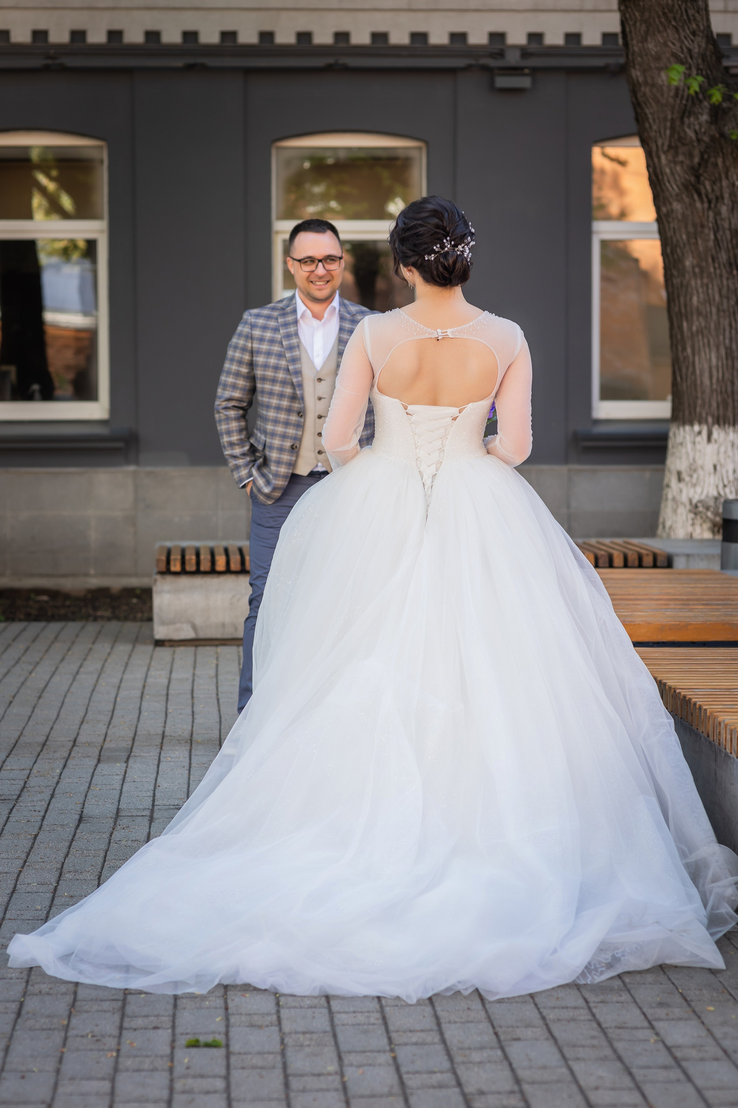 Миша и Маша. Весенняя свадьба 18.04.2023. Семейный фотограф в Москве Наталья Чуб, заказать Фотокнигу