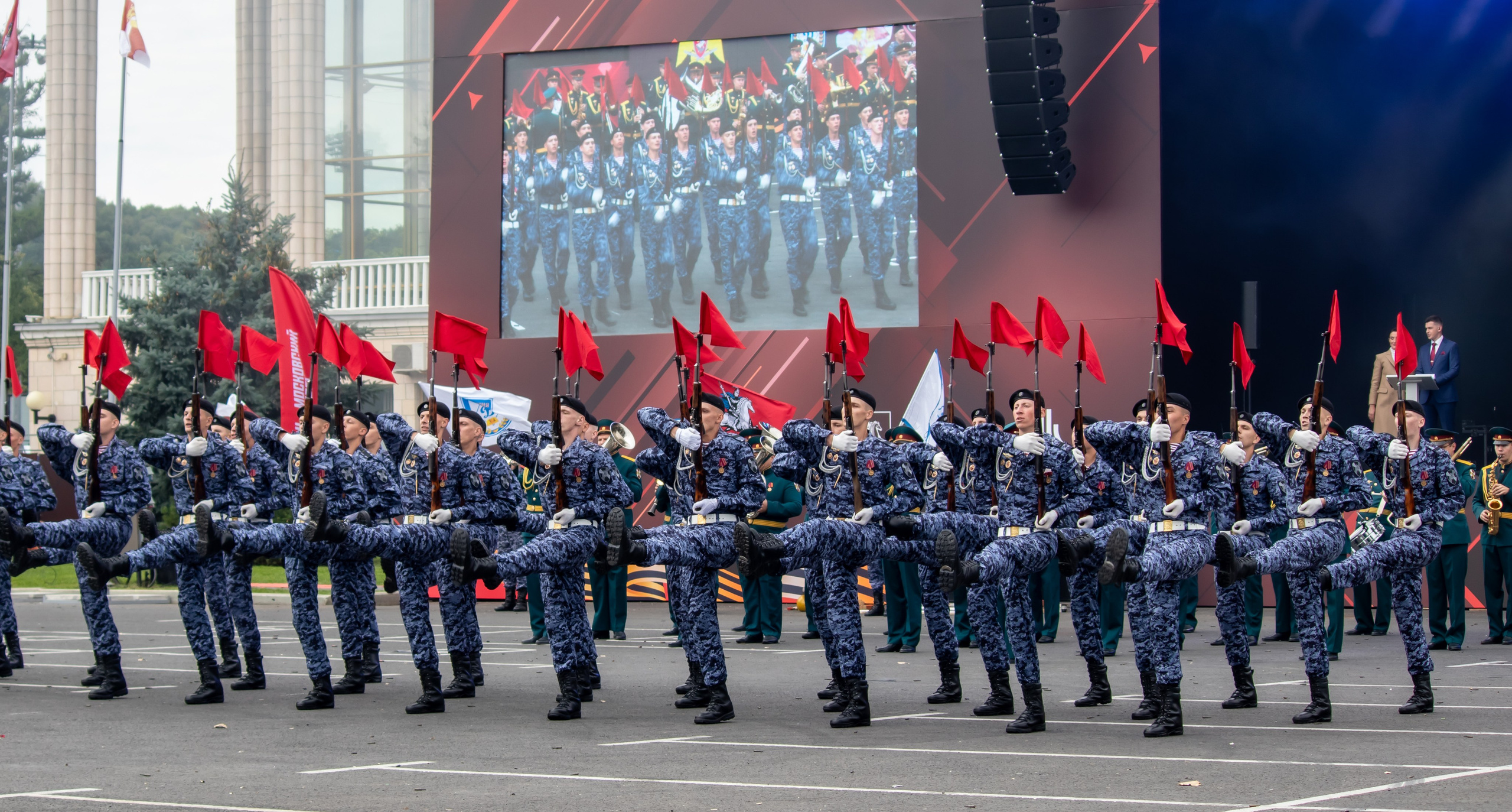 Военно-спортивный фестиваль Росгвардии в Лужниках
