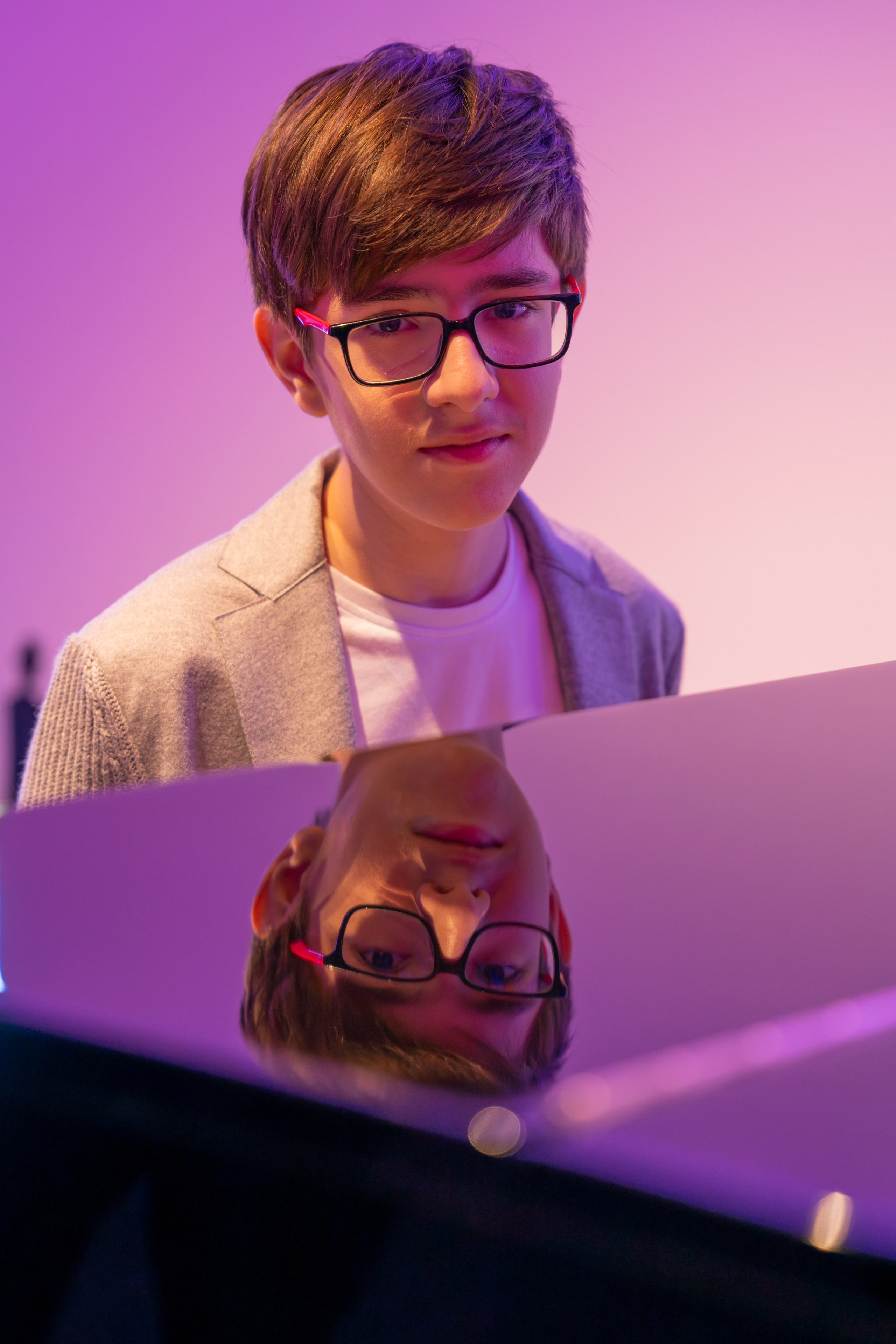 Фотограф на прогулочную фотосессии, фотосъёмка в парке, фотосессии в цветущем саду, студийные фотосессии. «Студия DRONAVT`s» — видеосъёмка и фотография г. Москва