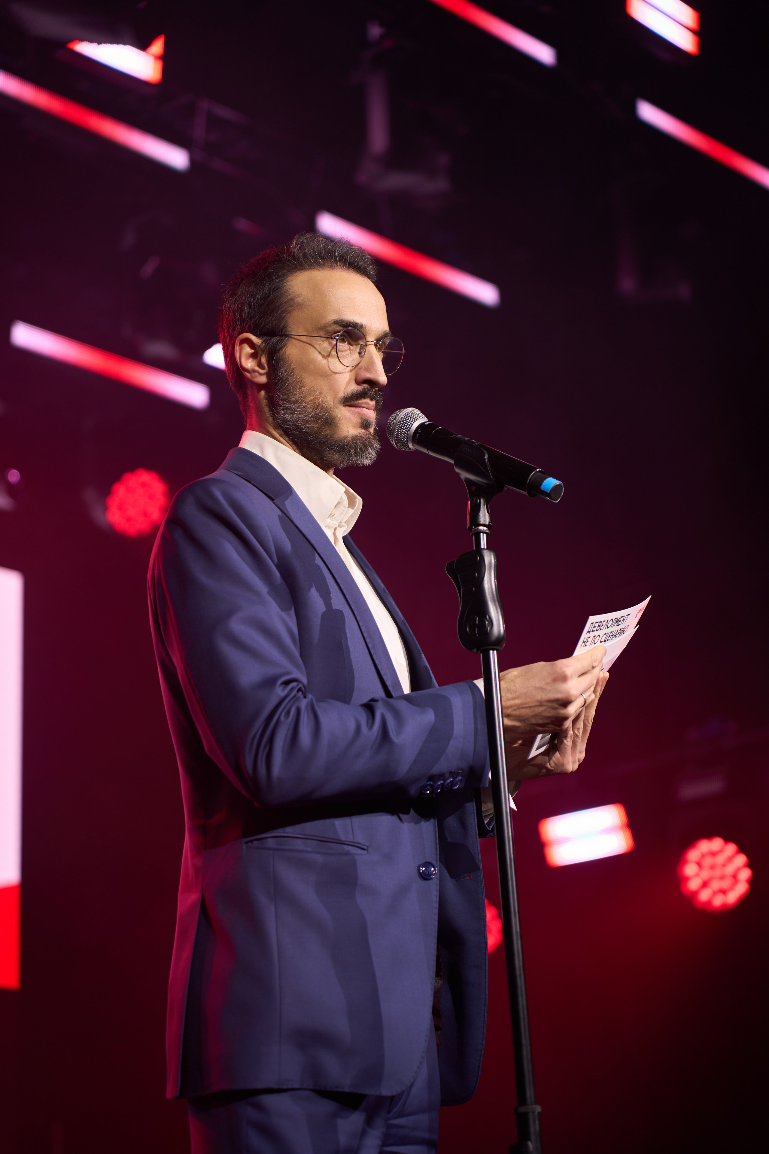 Премия URBAN. Репортажный фотограф в Москве Вадим Галанин