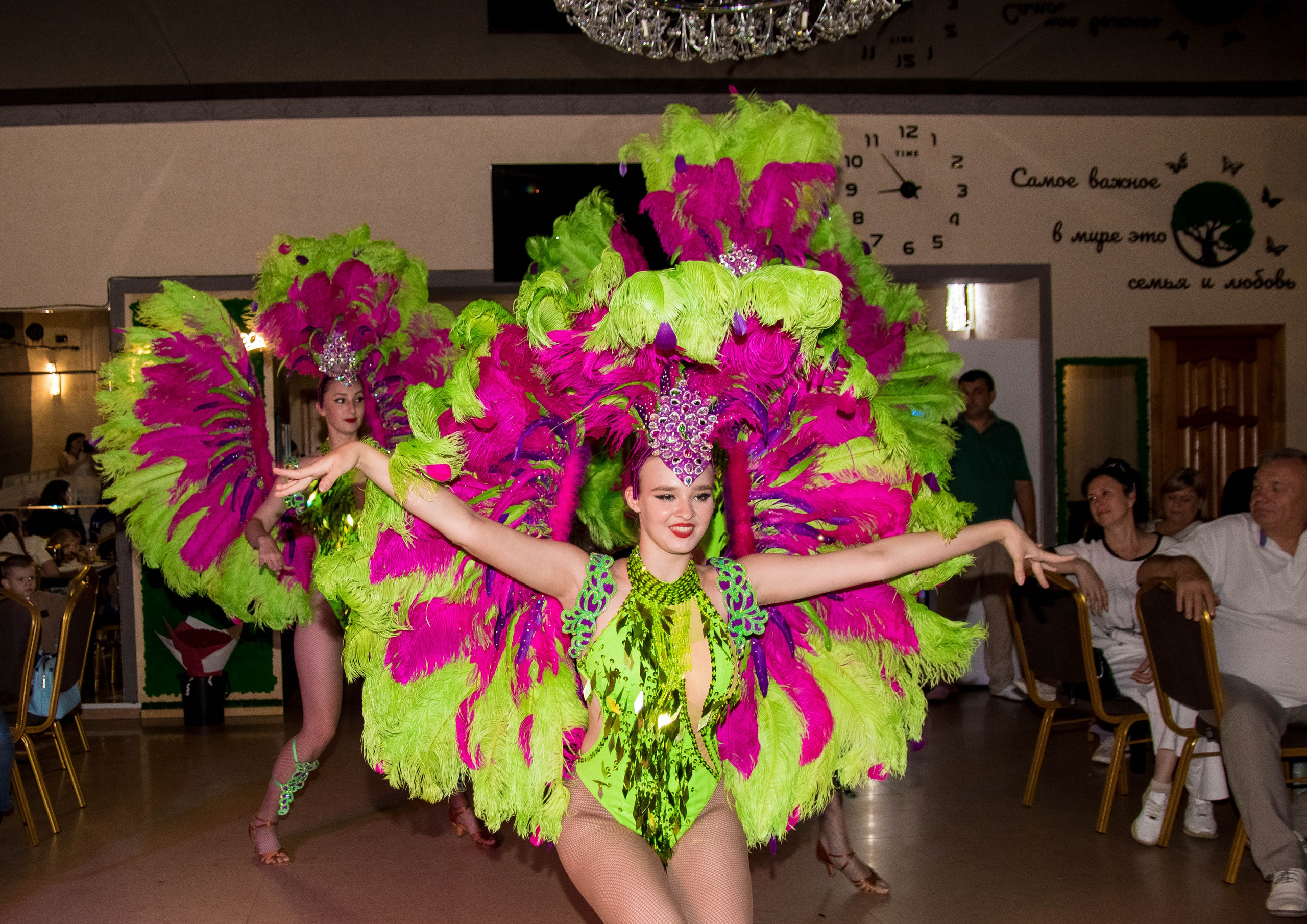 Шоу программы. Организатор праздников. Ведущая Марина Гребенникова