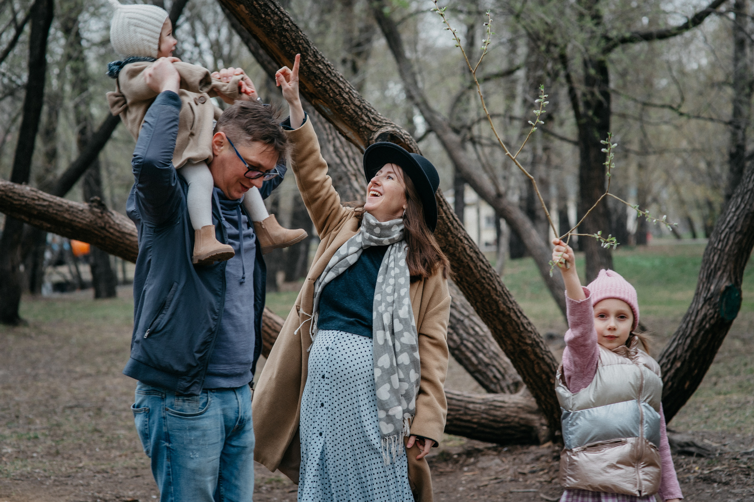 Семейная прогулка в Лефортовском парке. Семейный фотограф в Москве Наталья Чуб, заказать Фотокнигу