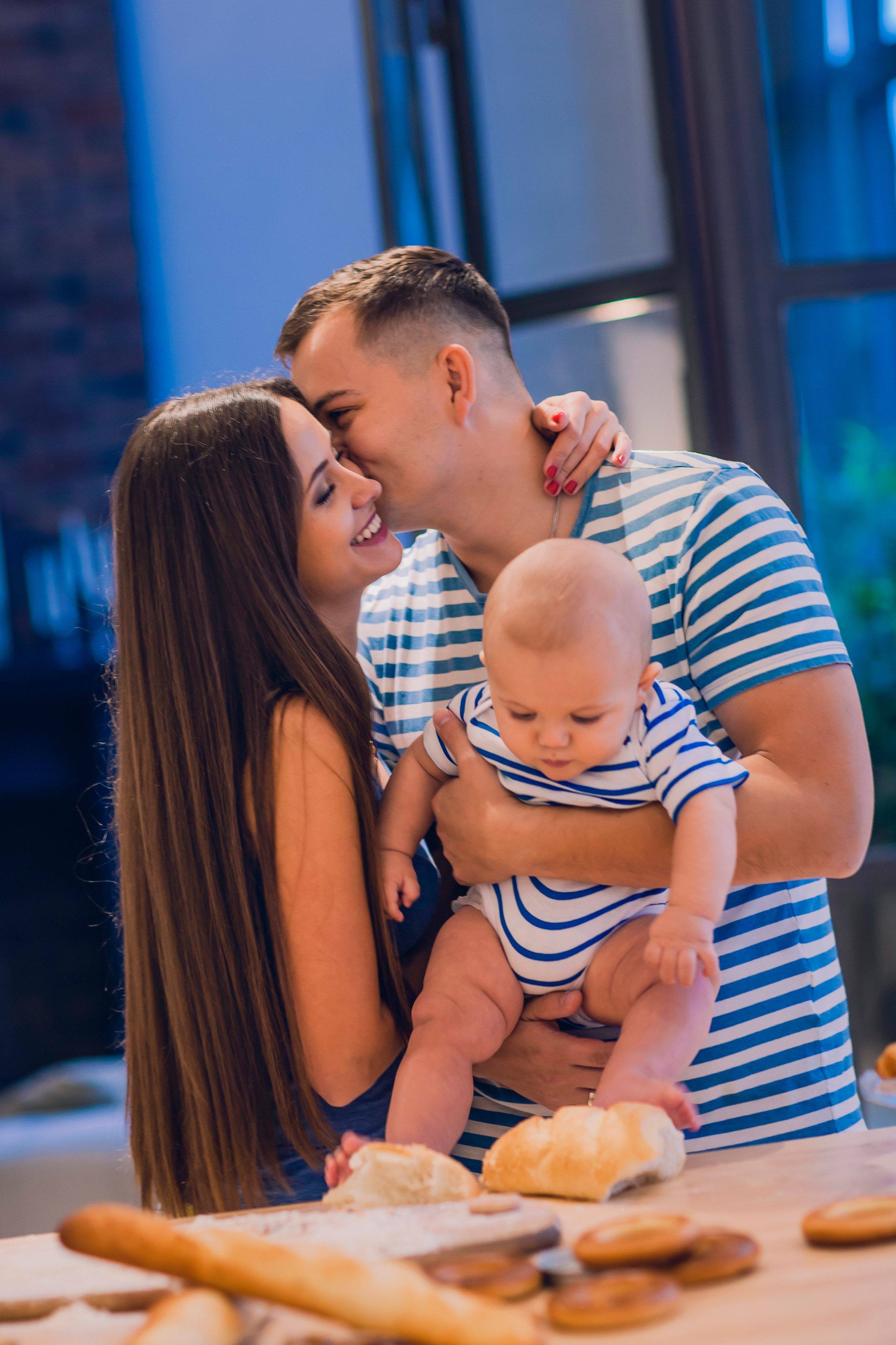 Семейная съемка в студии Mimika. Семейный фотограф в Москве Наталья Чуб, заказать Фотокнигу