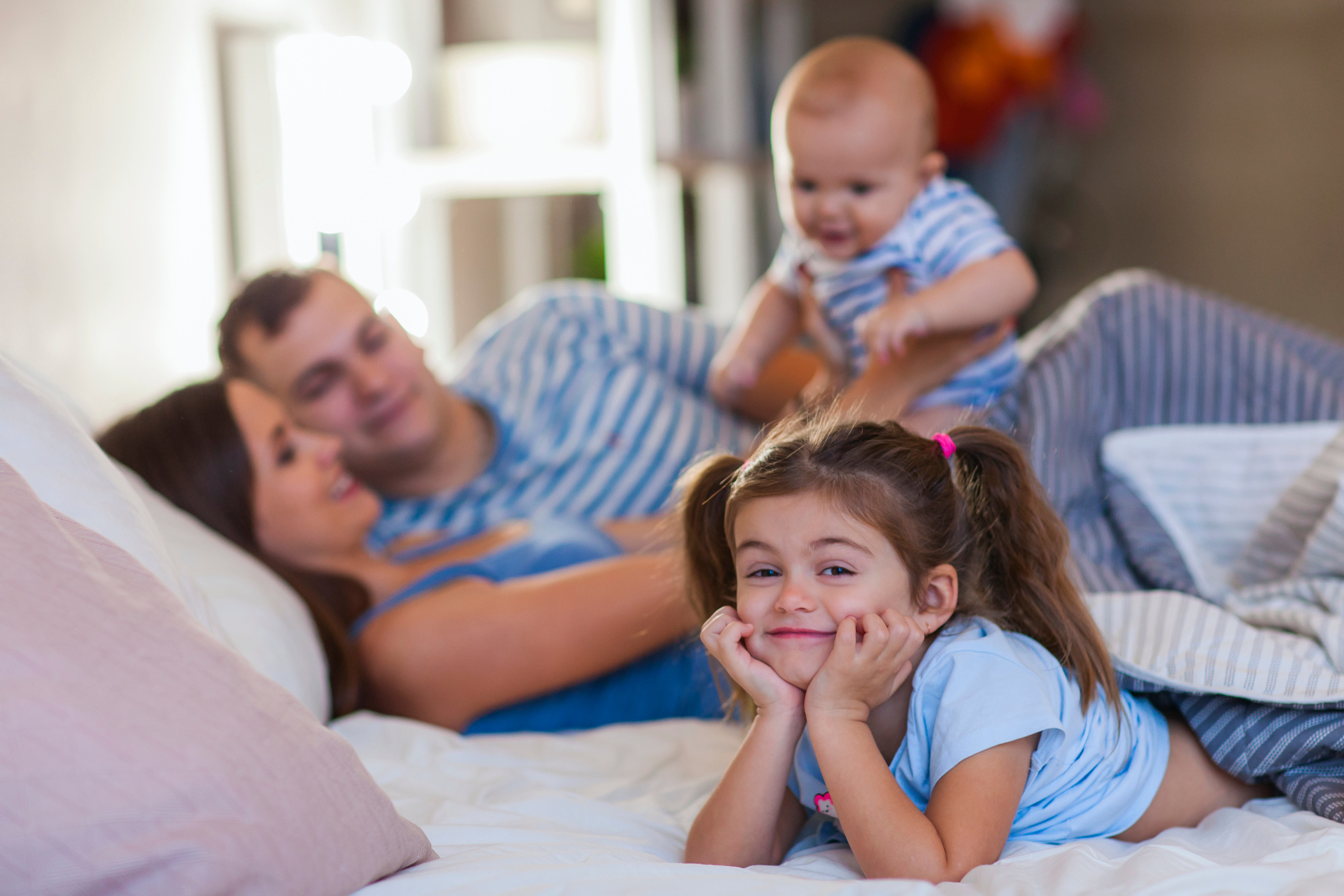 Семейная съемка в студии Mimika. Семейный фотограф в Москве Наталья Чуб, заказать Фотокнигу