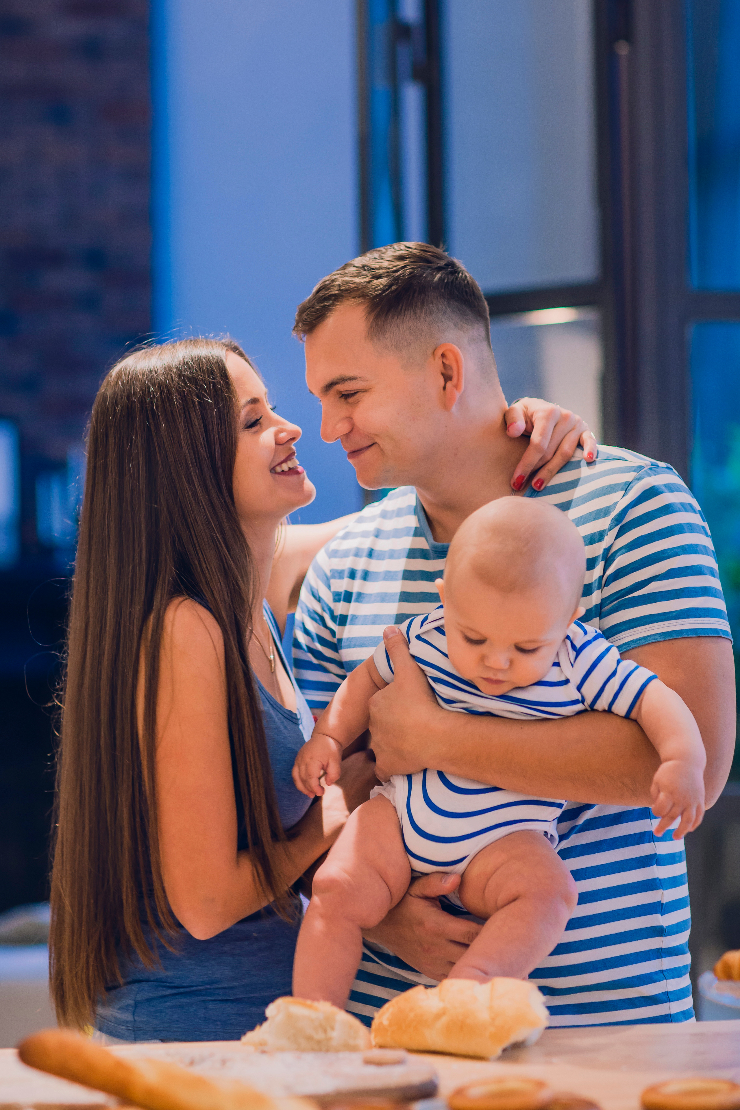 Семейная съемка в студии Mimika. Семейный фотограф в Москве Наталья Чуб, заказать Фотокнигу