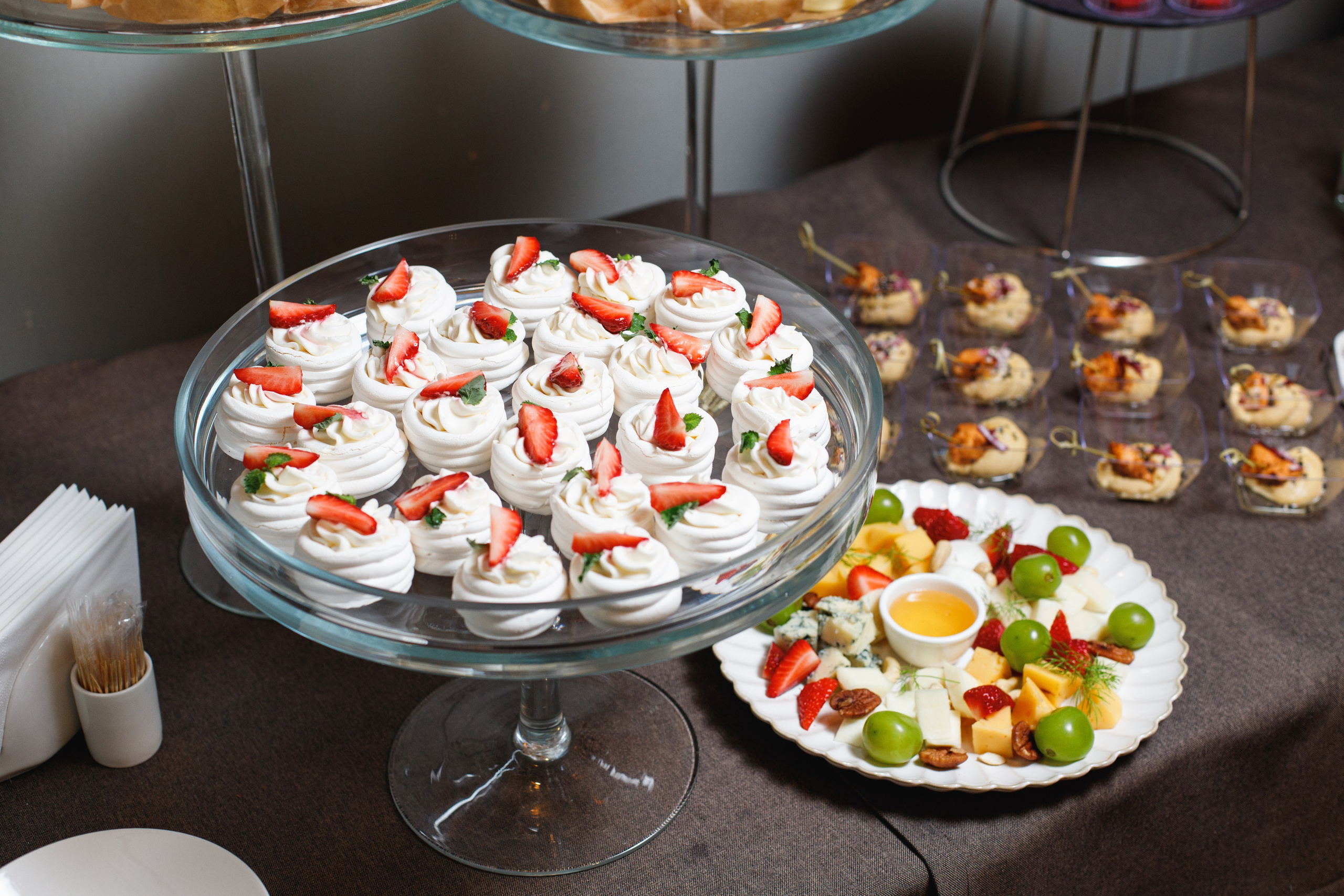 АМУР — Кейтеринг. СВОИ. ФОТООТЧЕТЫ-СОБЫТИЯ-МЕСТА