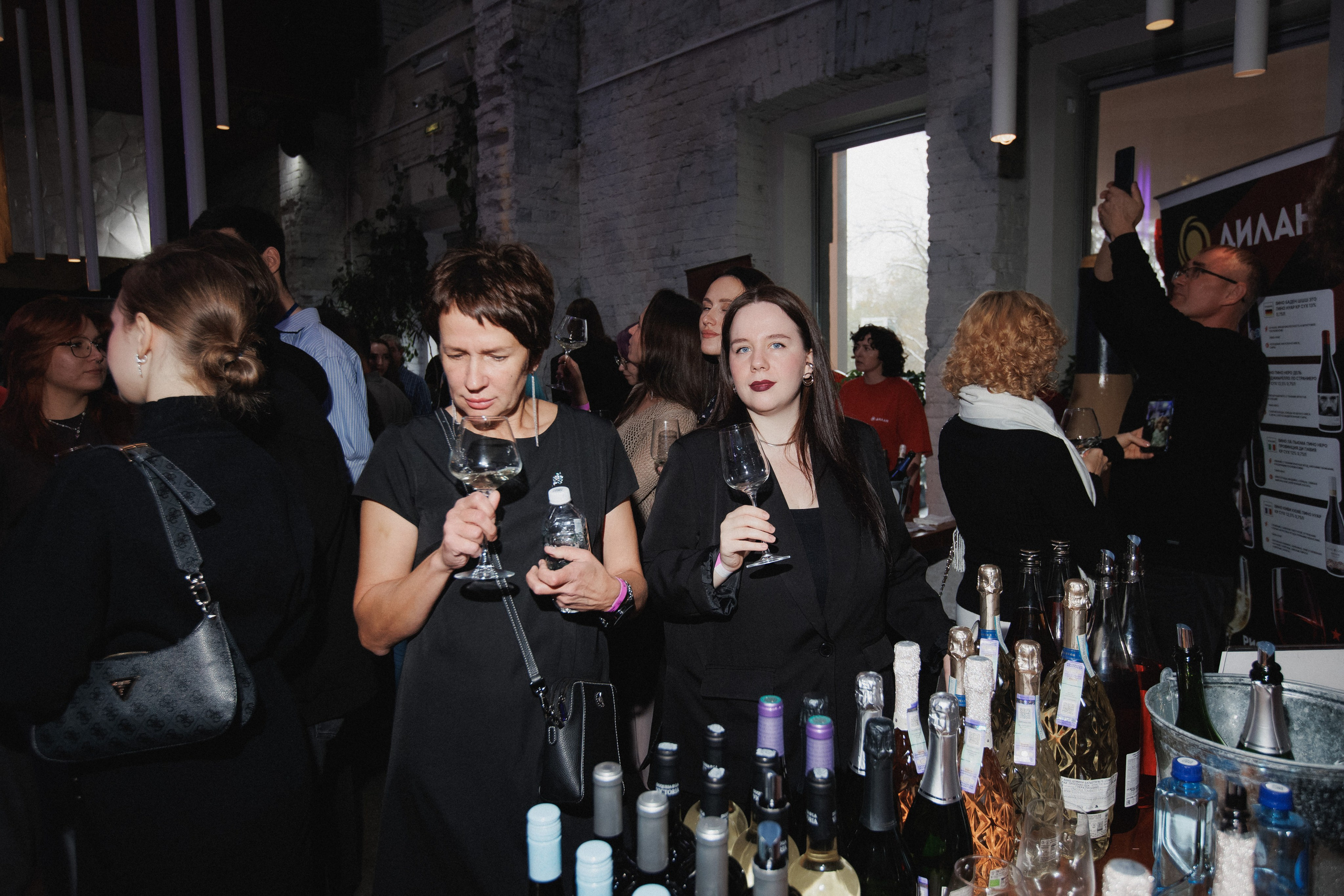 ВИННЫЙ ФЕСТИВАЛЬ. СВОИ. ФОТООТЧЕТЫ-СОБЫТИЯ-МЕСТА