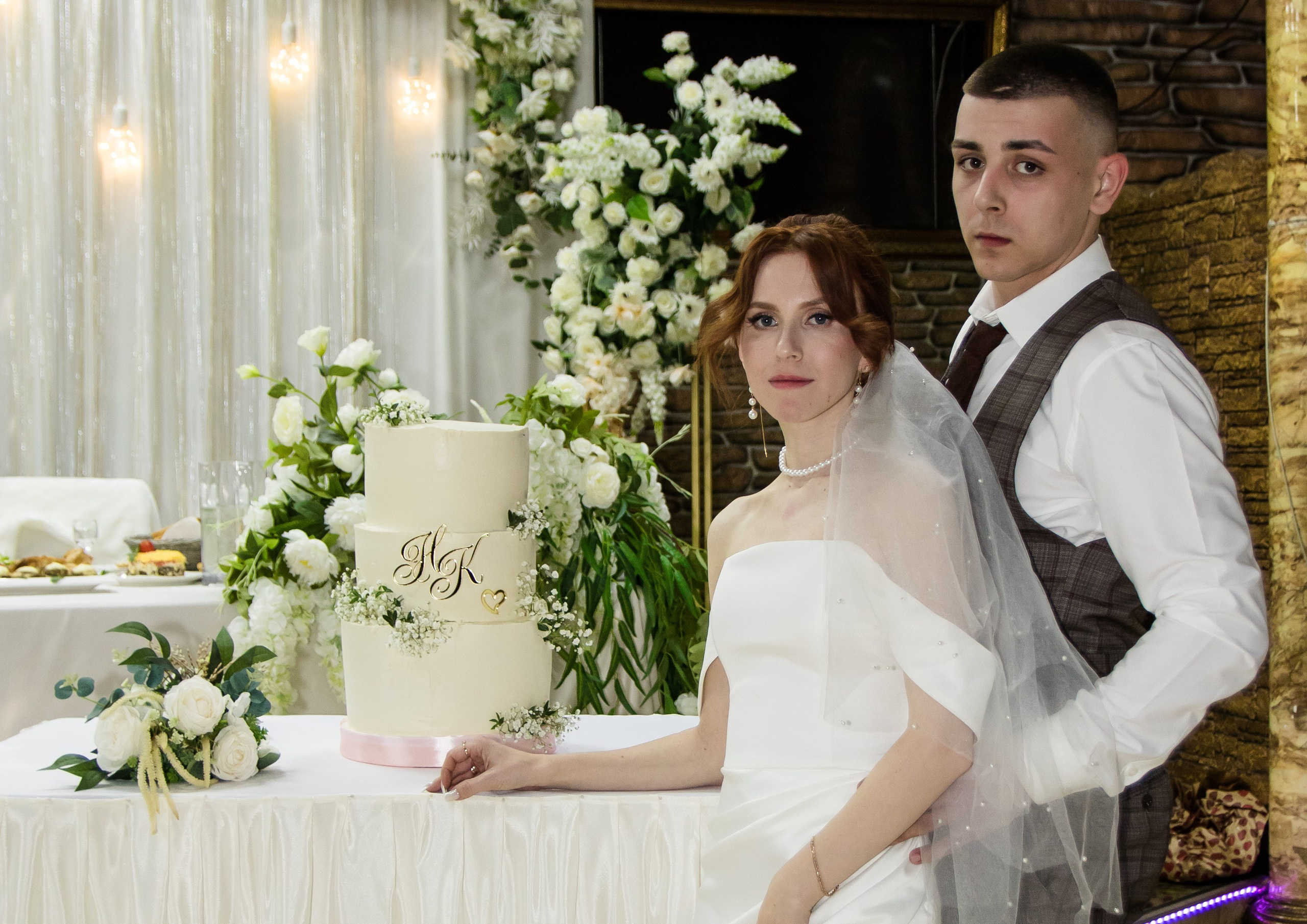 Организатор праздников. Организатор праздников. Ведущая Марина Гребенникова