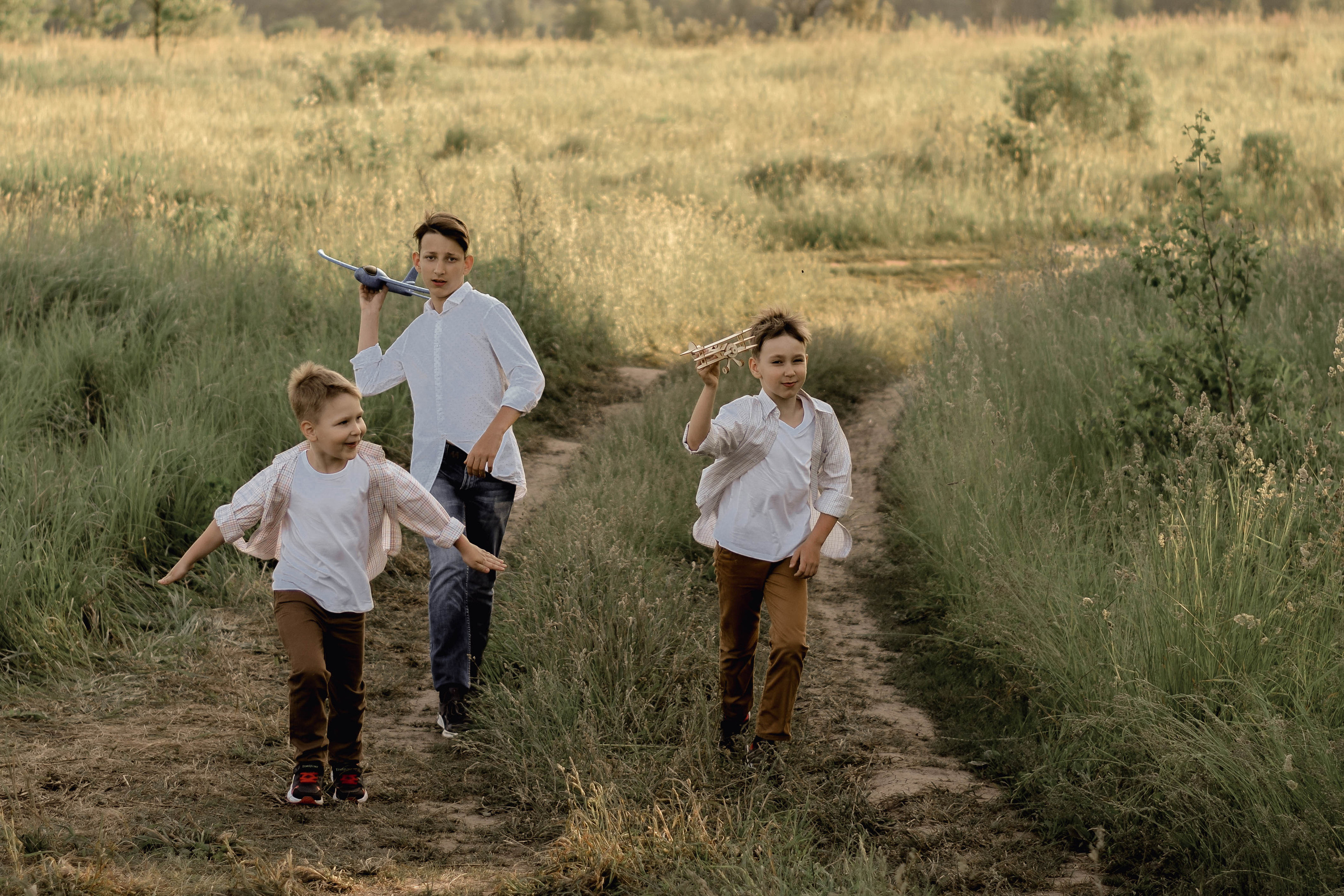 Фотопрогулка большой и дружной семьи Ольги и Сергея. Семейный фотограф Щёкино, Тула. От 5000р