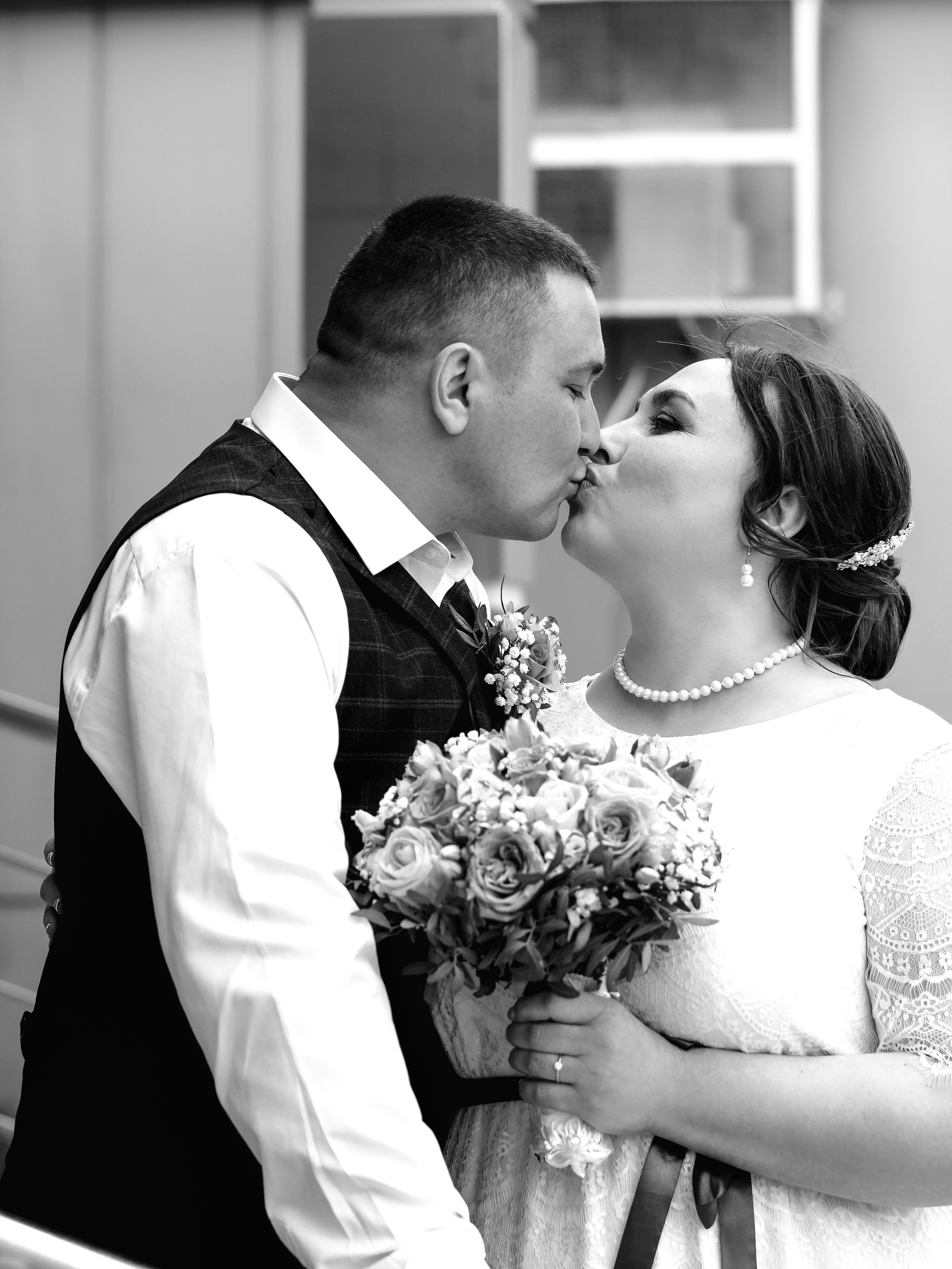 Леся и Сергей. Небольшая фотосессия около ЗАГСа г. Щекино. Семейный фотограф Щёкино, Тула. От 5000р