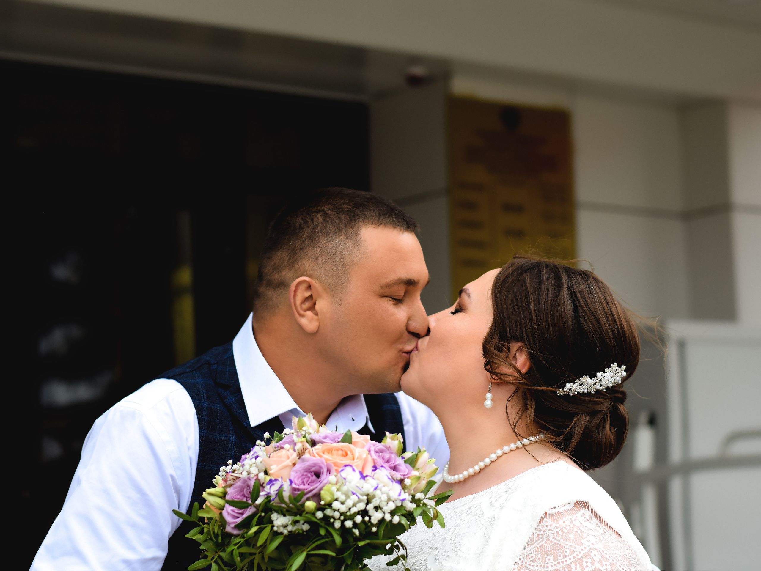 Леся и Сергей. Небольшая фотосессия около ЗАГСа г. Щекино. Семейный фотограф Щёкино, Тула. От 5000р