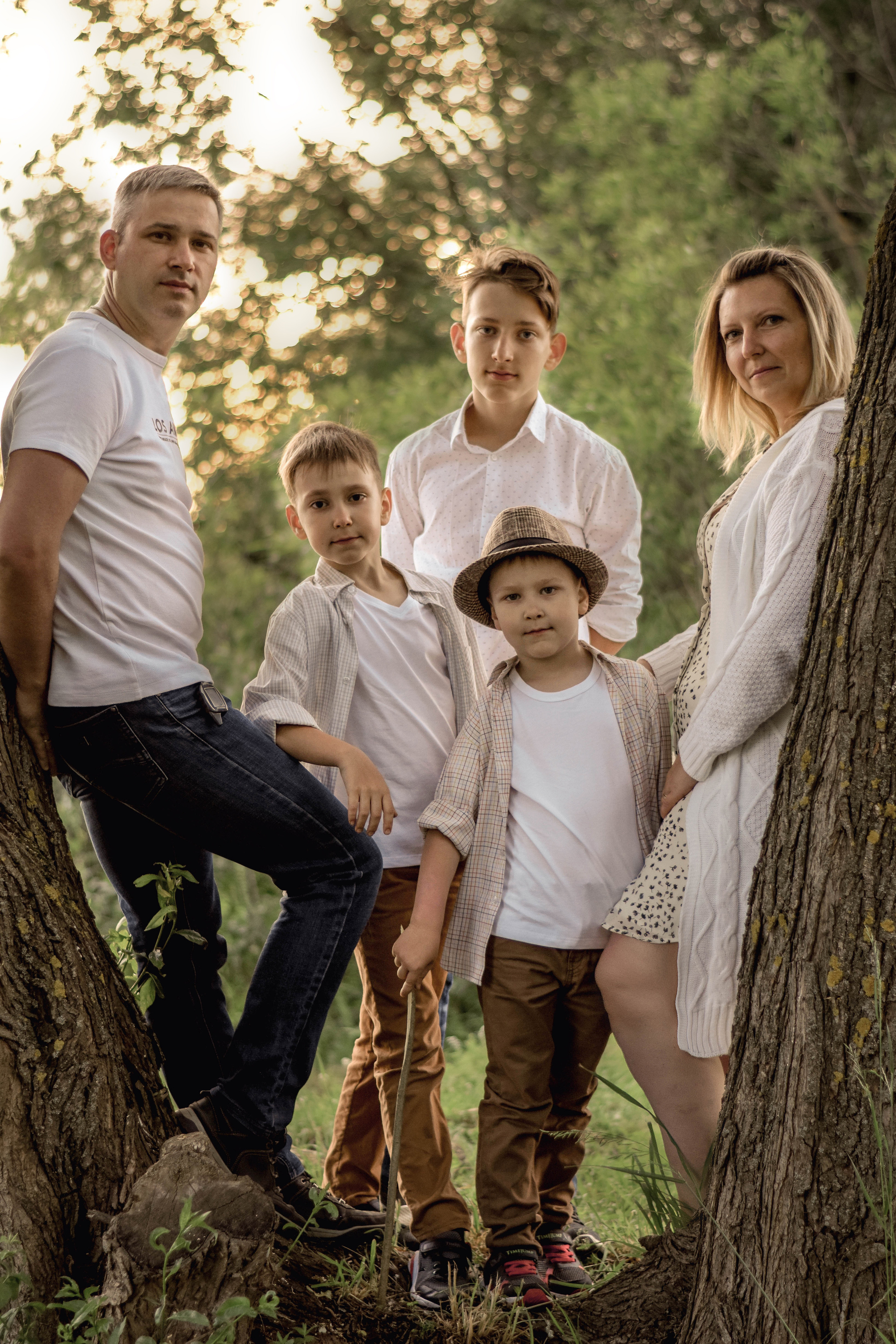 Фотопрогулка большой и дружной семьи Ольги и Сергея. Семейный фотограф Щёкино, Тула. От 5000р