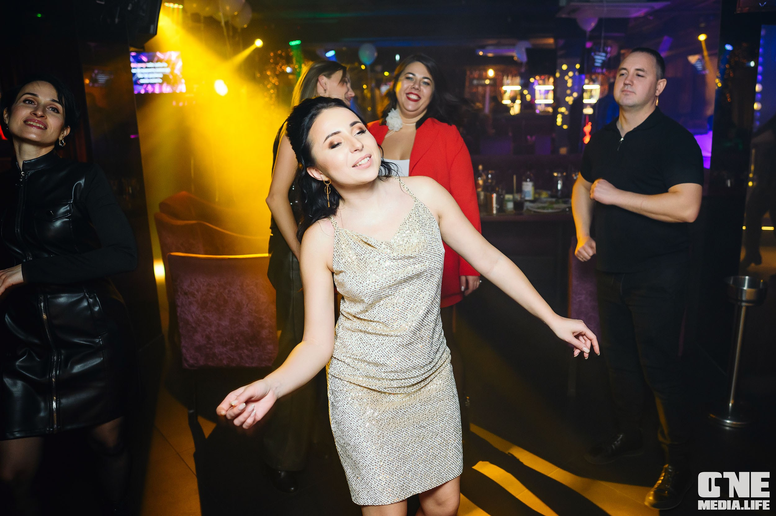 Фоторепортаж из караоке-клуба Эйфория. One Media Life: фоторепортажи, фотоотчеты с мероприятий и заведений