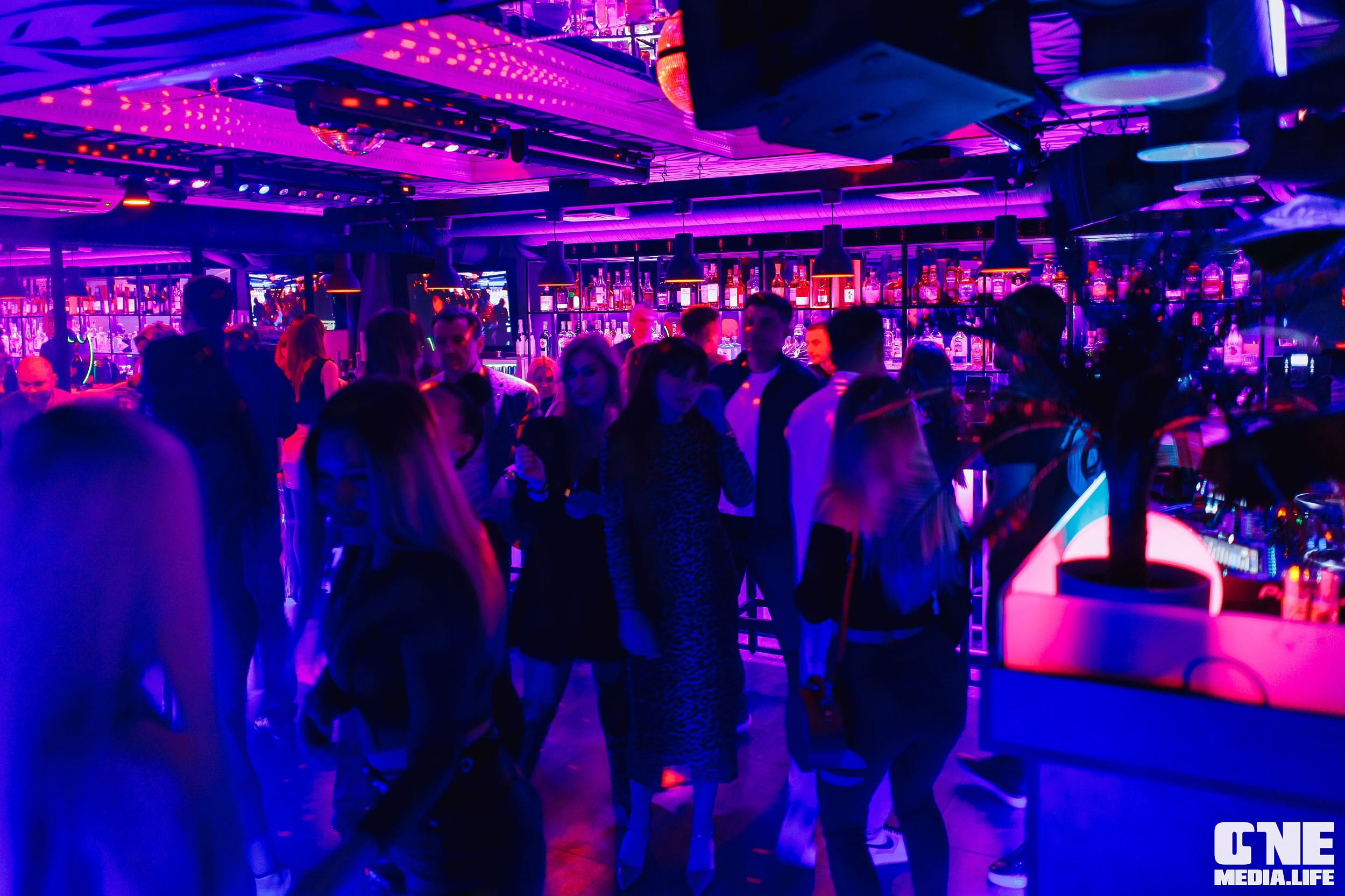 Репортаж с субботней тусовки в Nisha. One Media Life: фоторепортажи, фотоотчеты с мероприятий и заведений