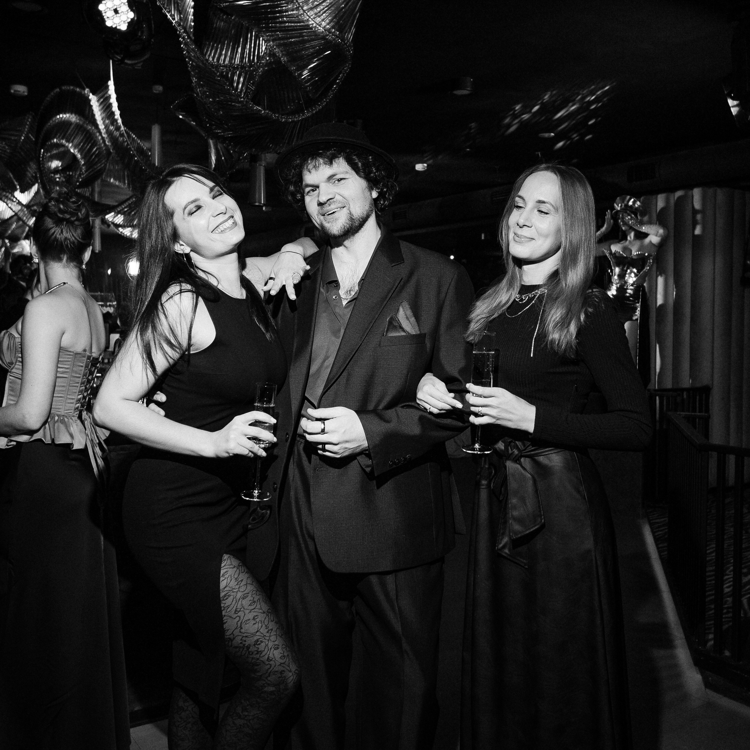 LA FAMIGLIA — SOLOVI — 1 YEAR. СВОИ. ФОТООТЧЕТЫ-СОБЫТИЯ-МЕСТА