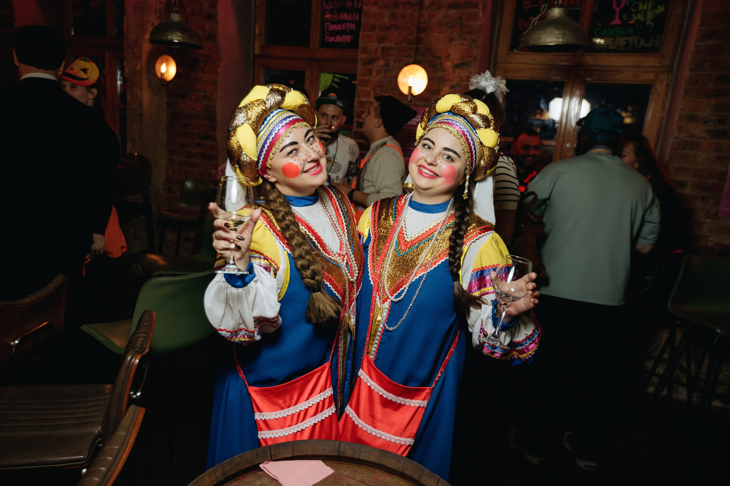 IVENT PARTY. СВОИ. ФОТООТЧЕТЫ-СОБЫТИЯ-МЕСТА