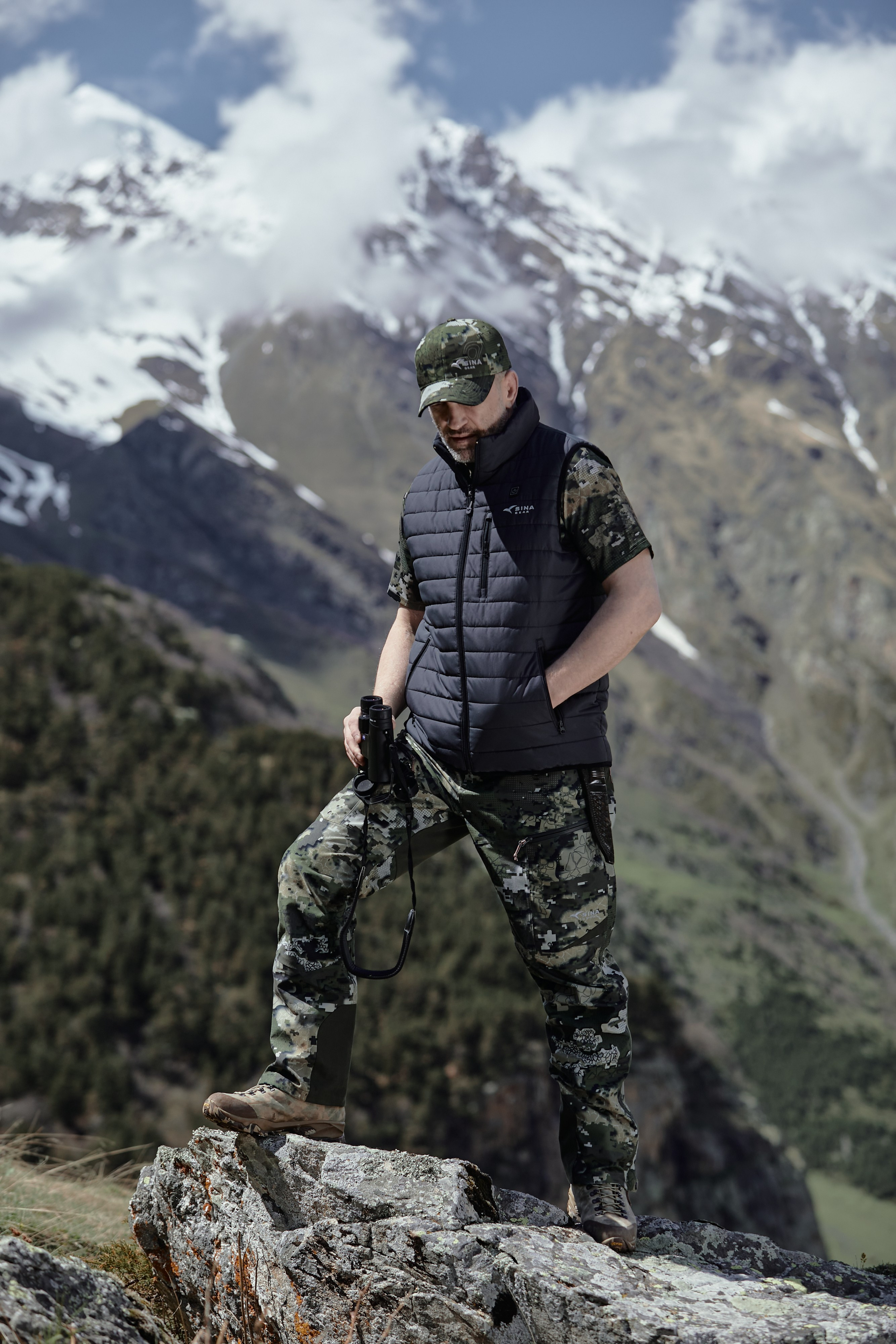 Съемка для бренда охотничьей одежды под ключ. Фотограф Продюсер в горах КБР / Москва Нальчик Горы