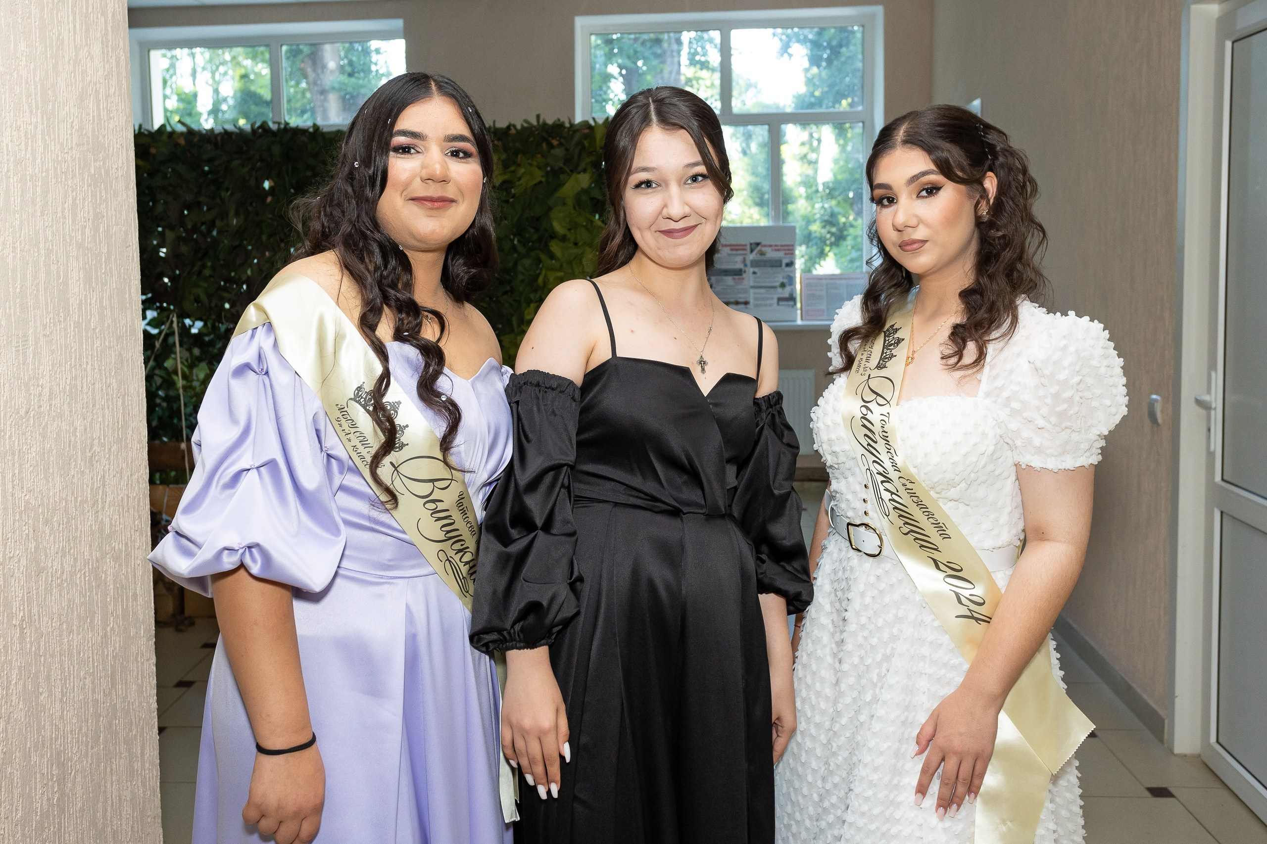 Вручение аттестата 2024 г. Выпускные альбомы Майкоп, Краснодар Елена Золотарева