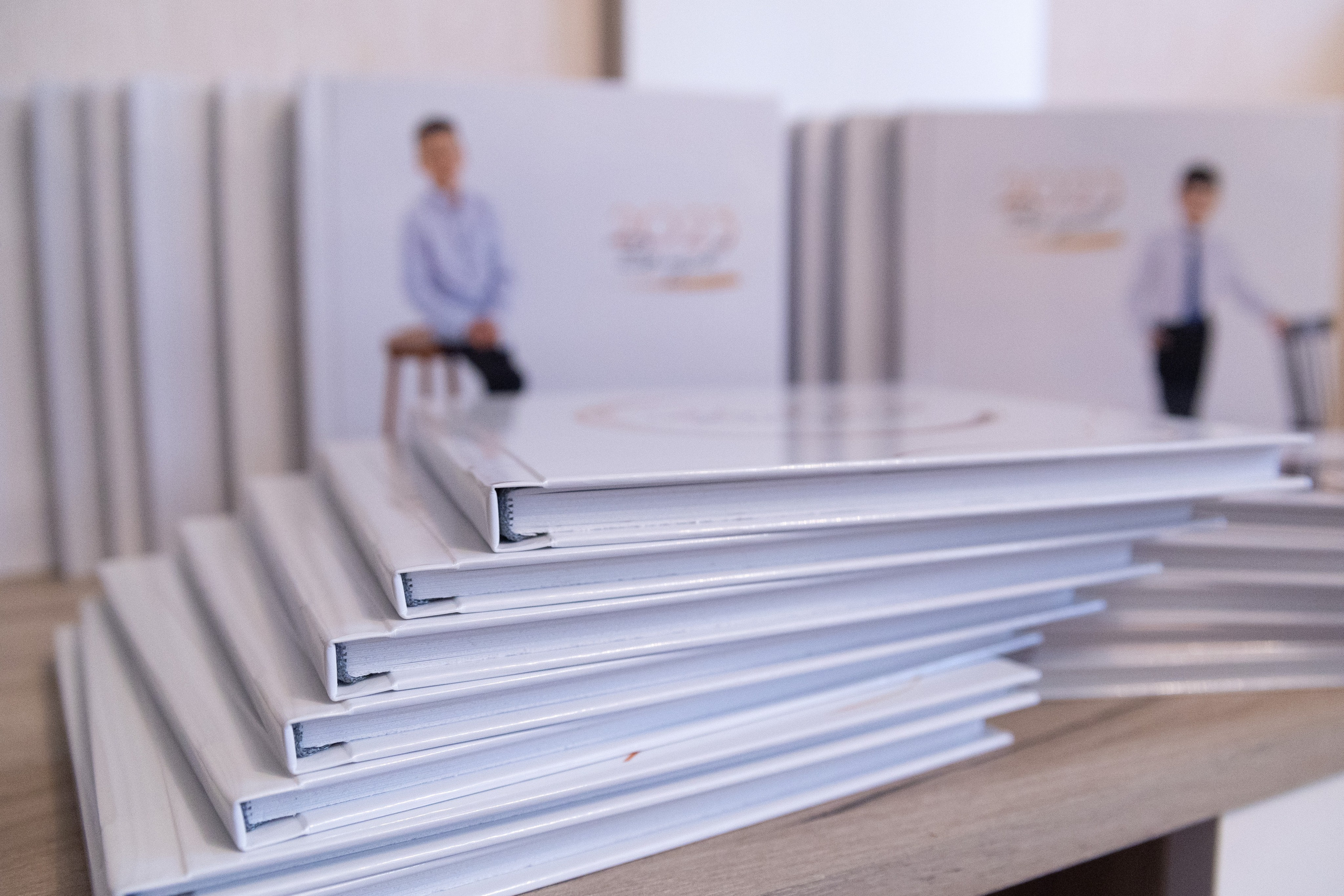 Школьные выпускные альбомы. Свадебный, семейный фотограф, контент съёмка. Екатеринбург. Елена Граф