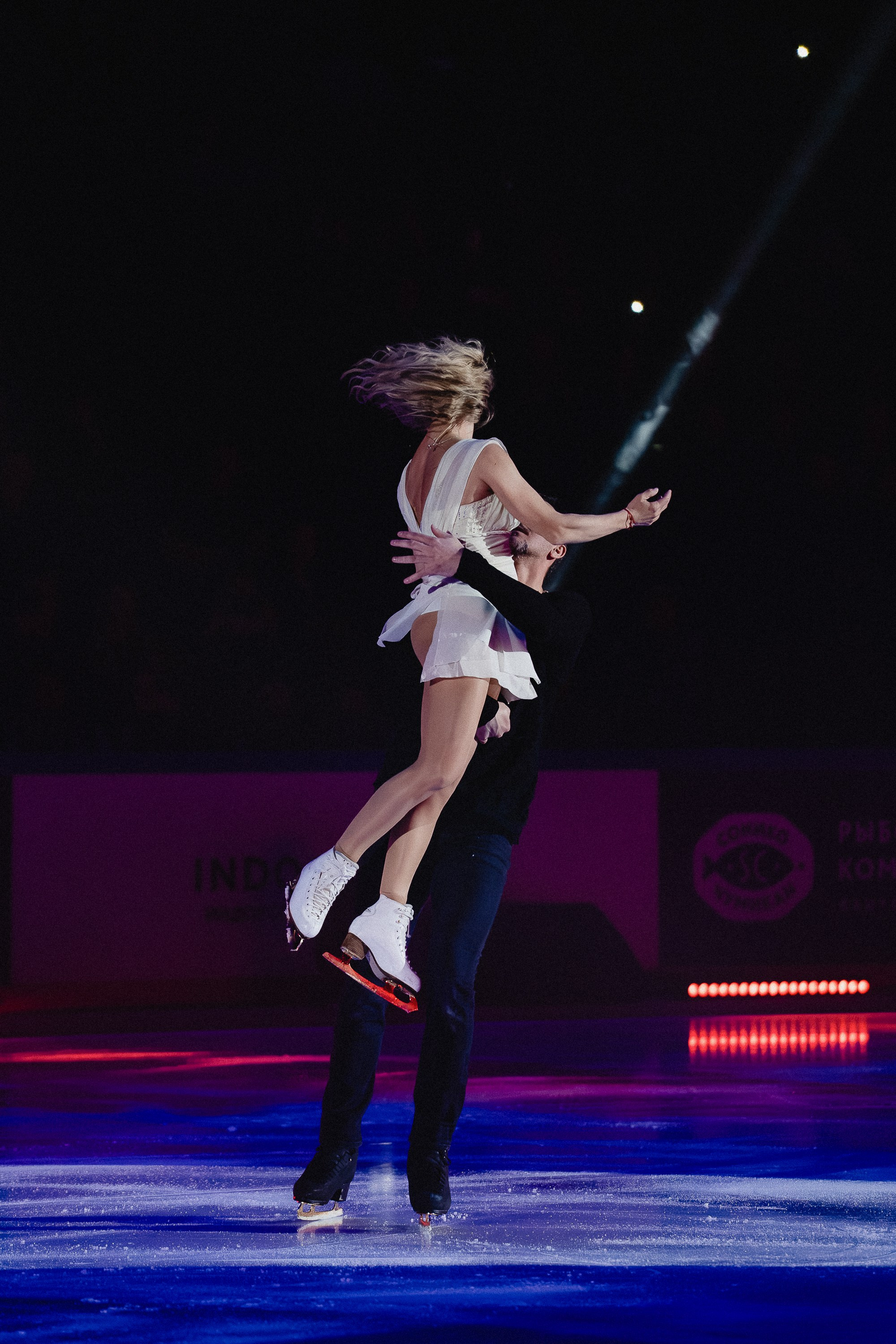 Шоу Этери Тутберидзе в Новосибирске. Воробьева Ксения — Спортивный и танцевальный фотограф Новосибирск