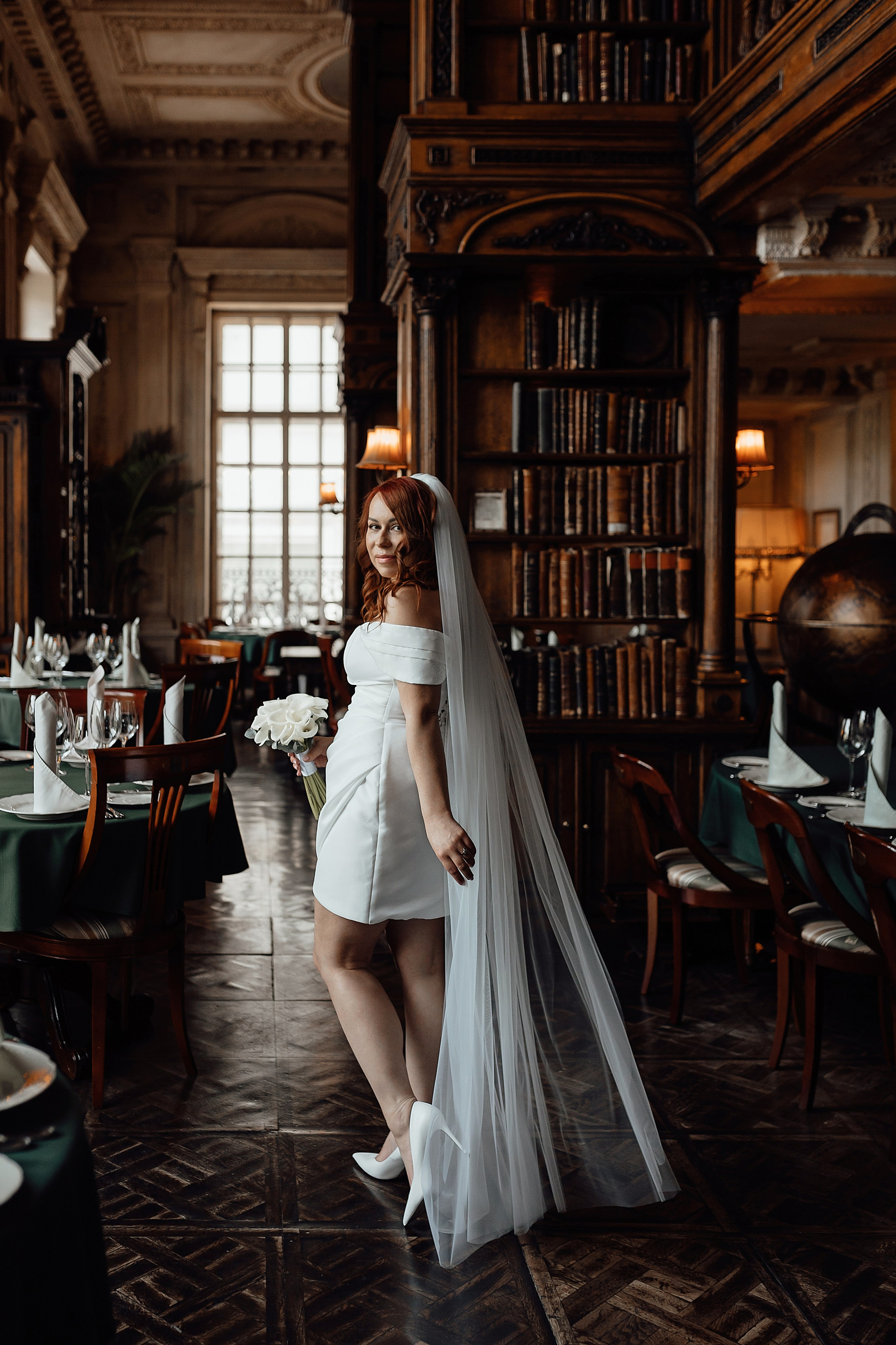 Свадебная фотосессия в ресторане «Кафе Пушкинъ»