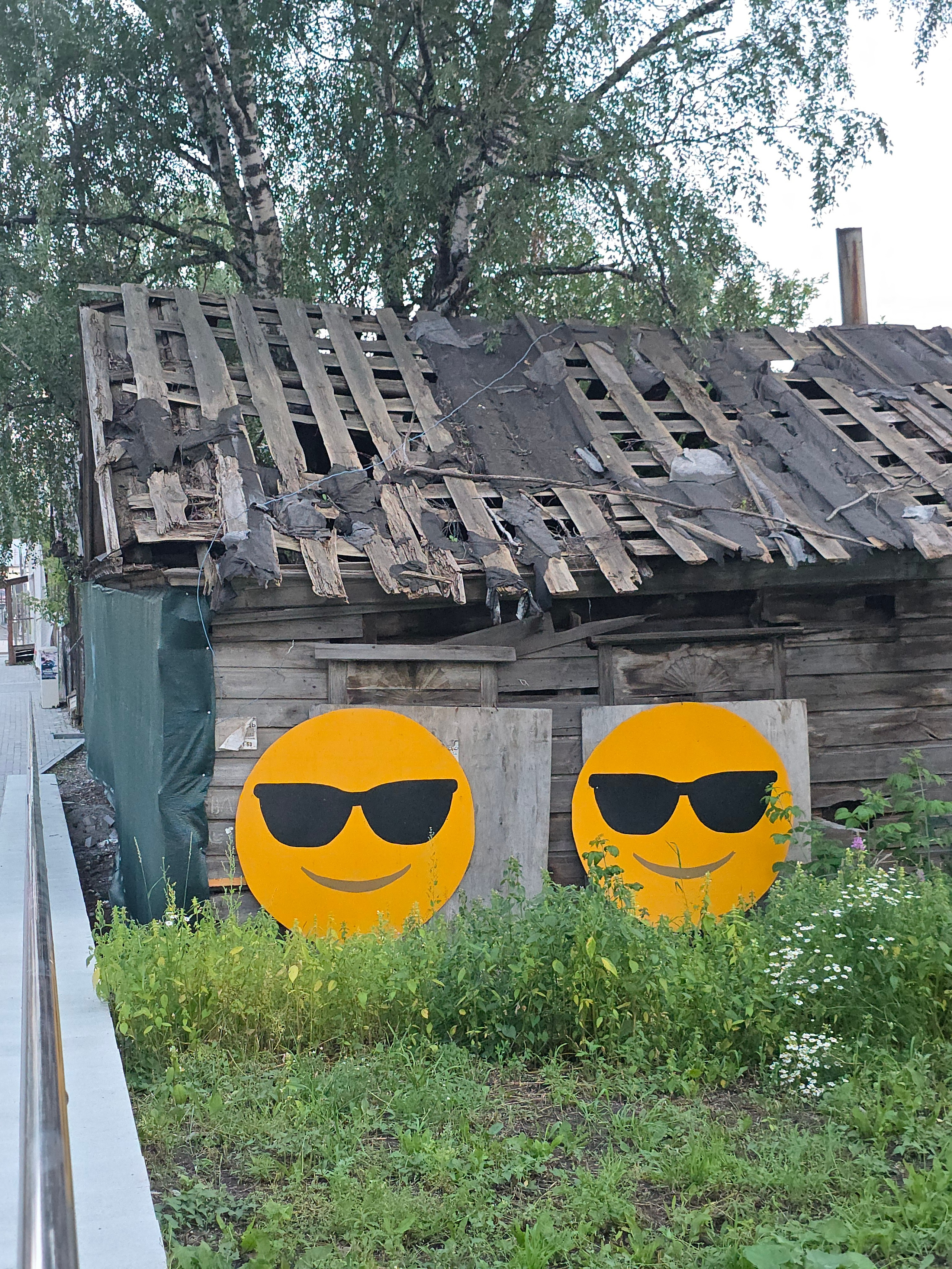 Работа подошла к концу. Летний вайб на стенах...