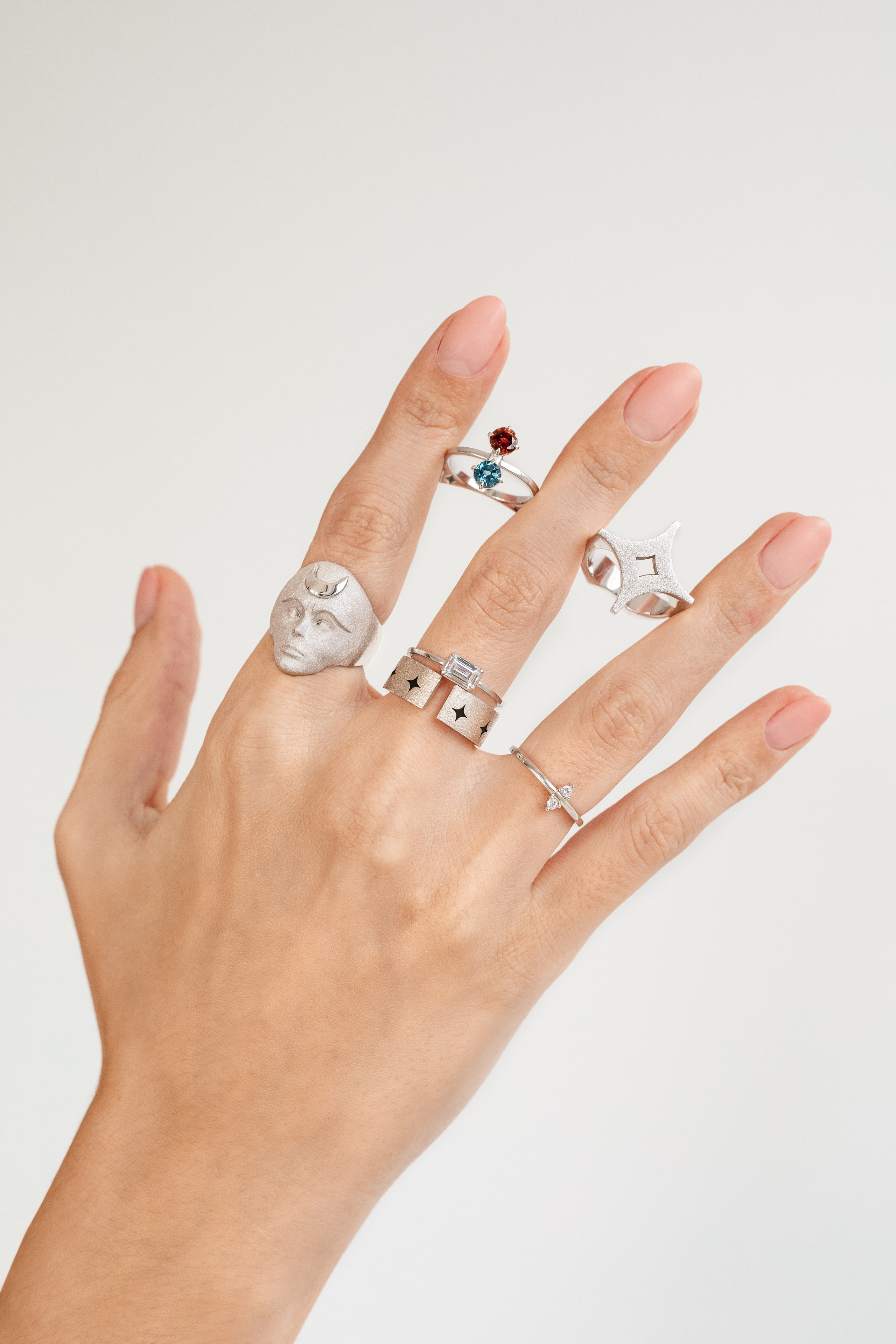 Сьемка украшений для KateKraft. Портретный фотограф Москва