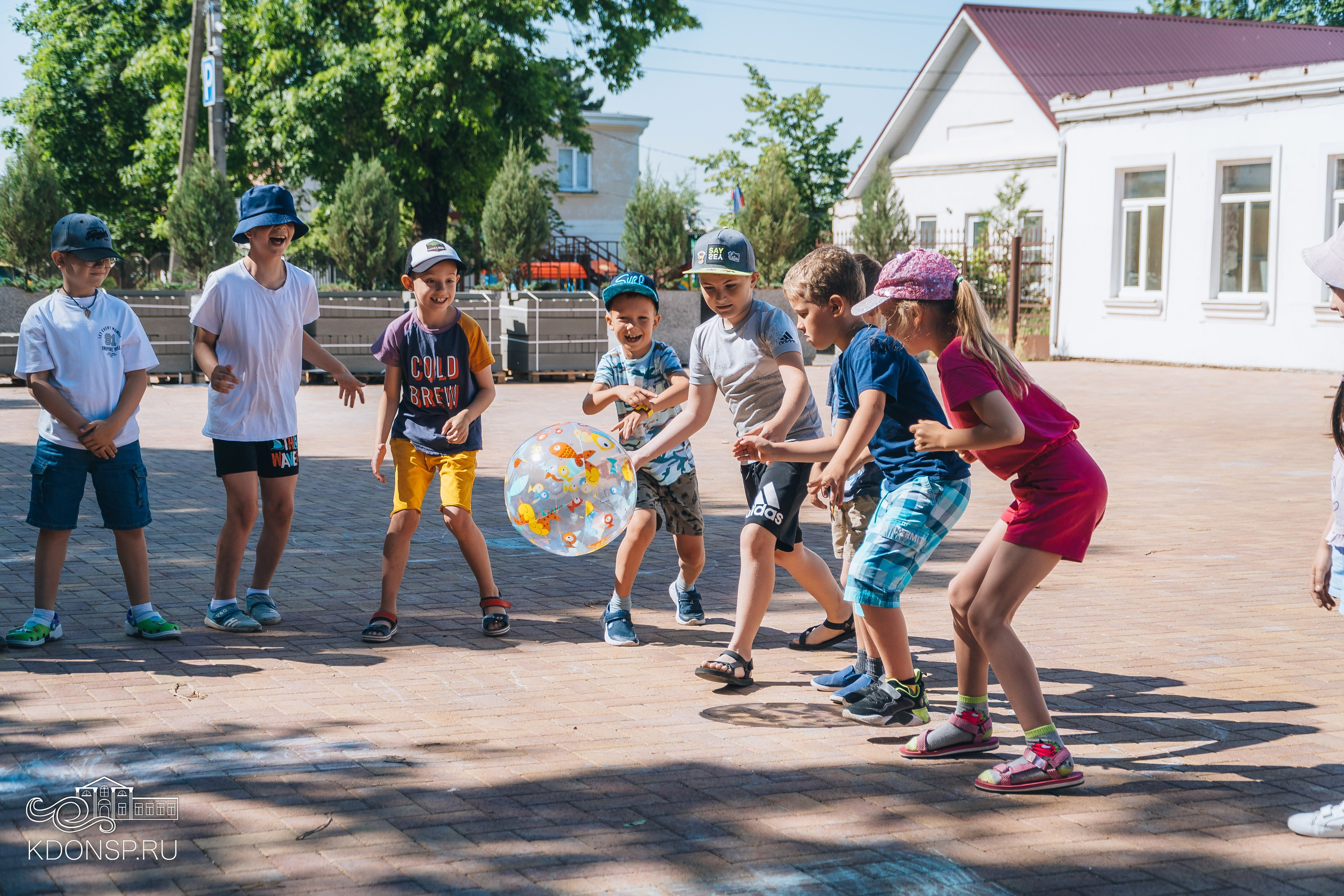 Детская зарядка со спортсменом. Новотитаровский Дом культуры
