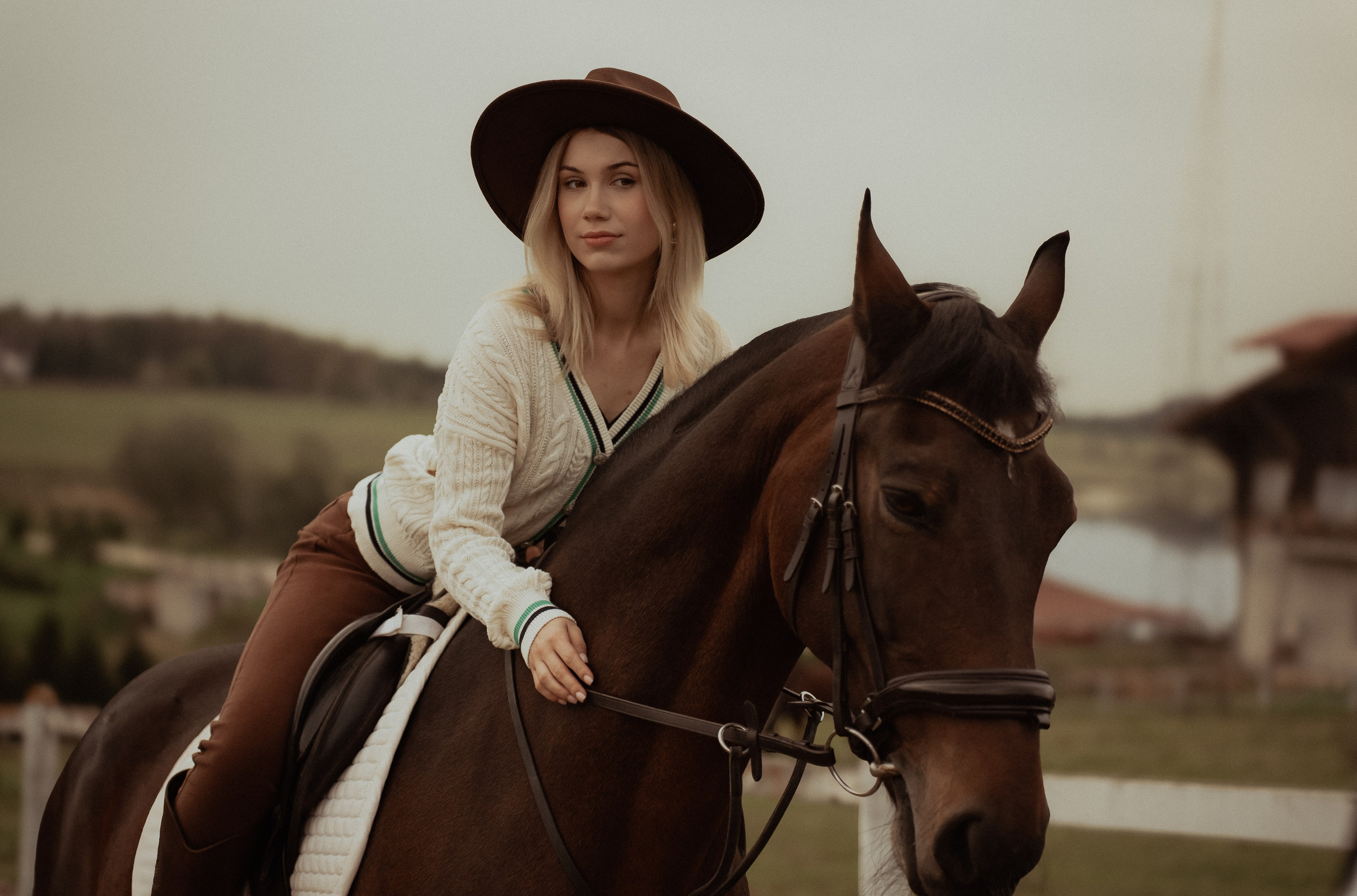 Элегия в седле 📸+🎬. Видеограф / Фотограф  — Яна Спащанская