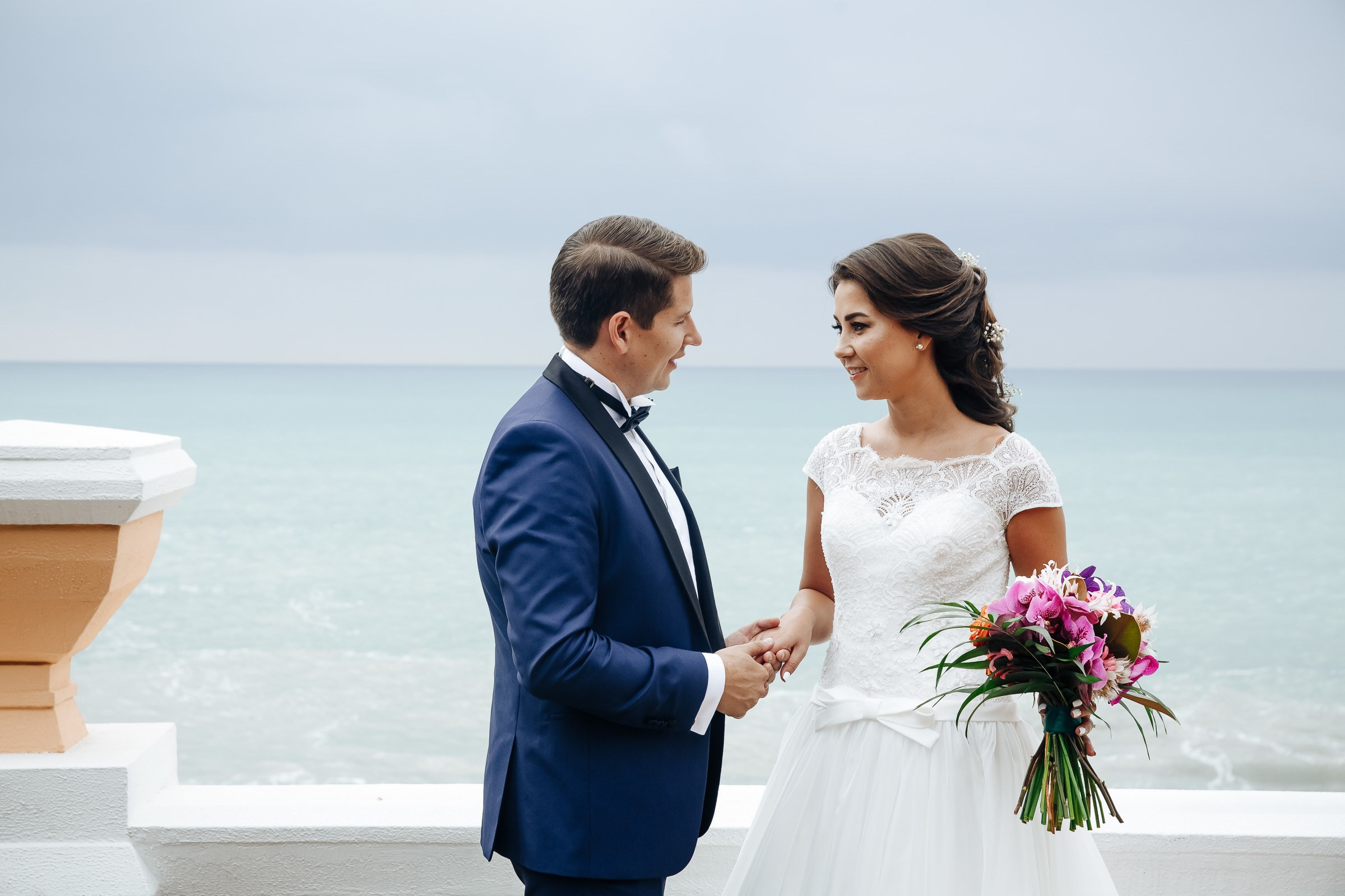 Идеальная свадьба в Сочи. Фотосессия от романтики до элегантности. Свадебный фотограф в Абхазии, Сухум, Гагра, Сочи