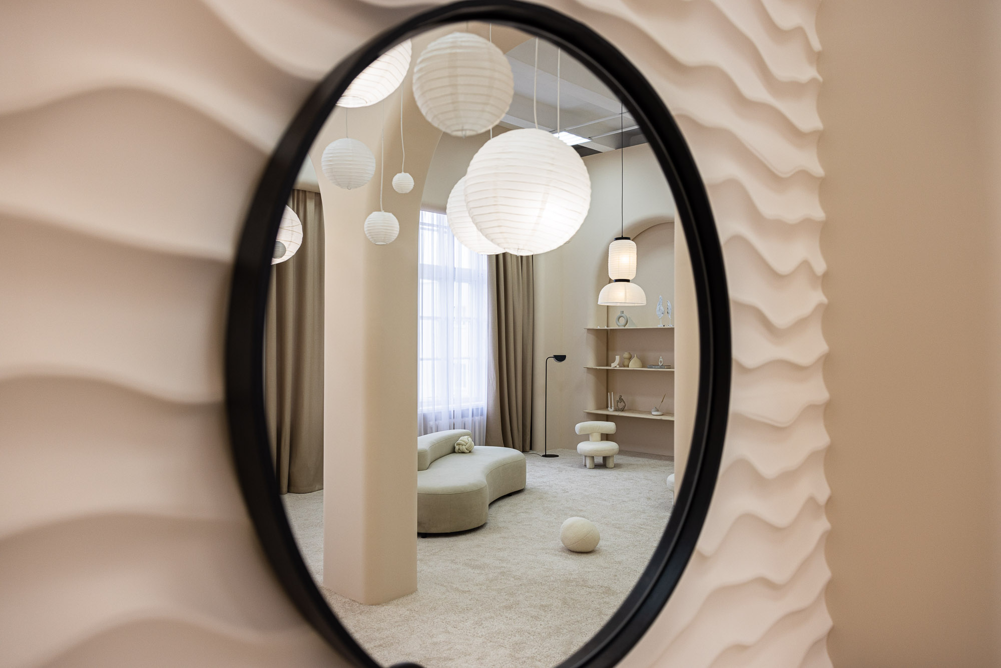 Фотостудия Photohub — всё для комфортной и красивой съёмки. Фотограф в Минске Людмила Дутко