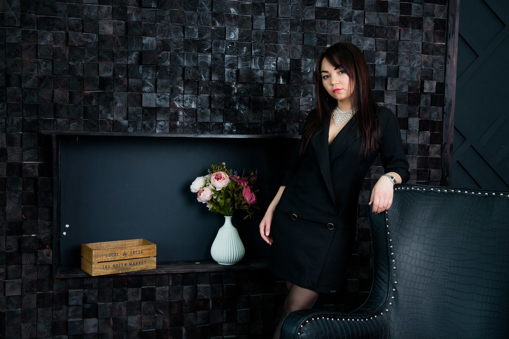 Фотосессия девушки в интерьерной студии. Фотограф в Ярославле | Фотосессия, фото-видео съемка