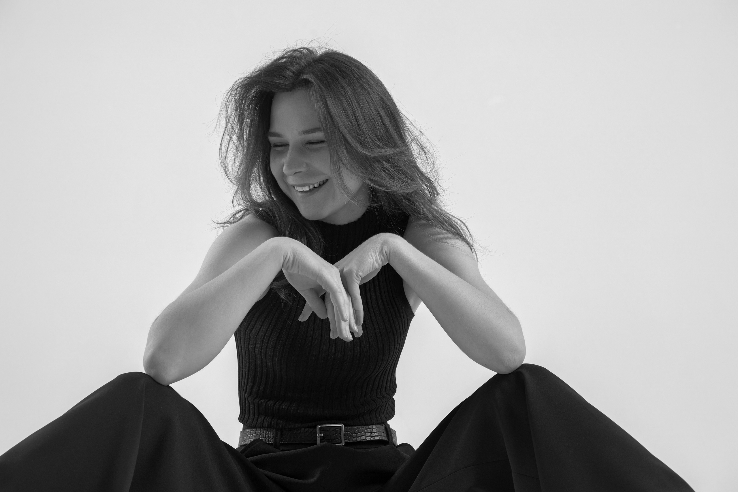 Подробный гайд по позированию для женской фотосессии. Портретный фотограф в Москве Фарид Леонов