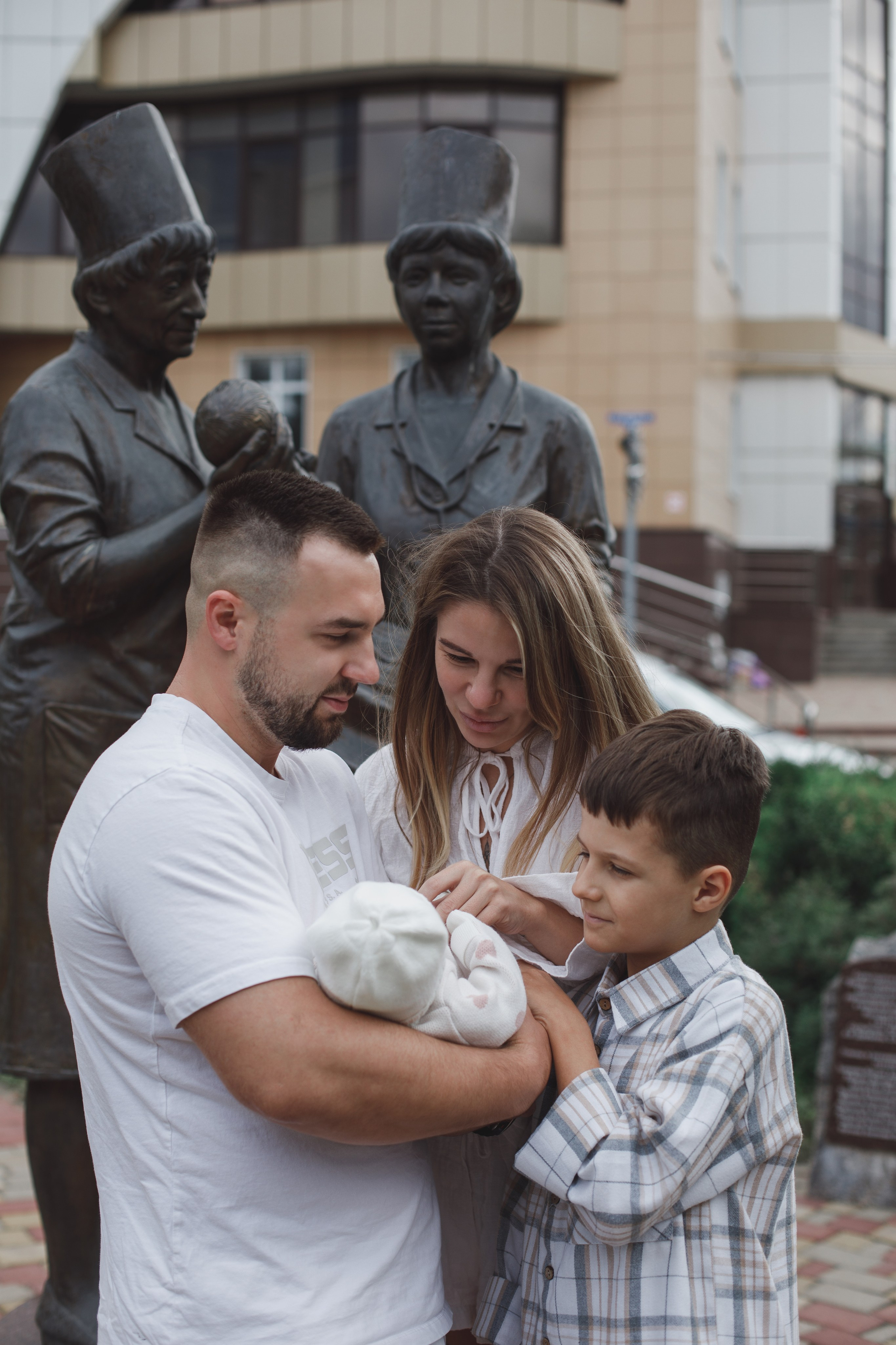 Фотограф на выписку из роддома в Белгороде. Свадебный и контент фотограф в Белгороде Ярослав Гаврилейченко