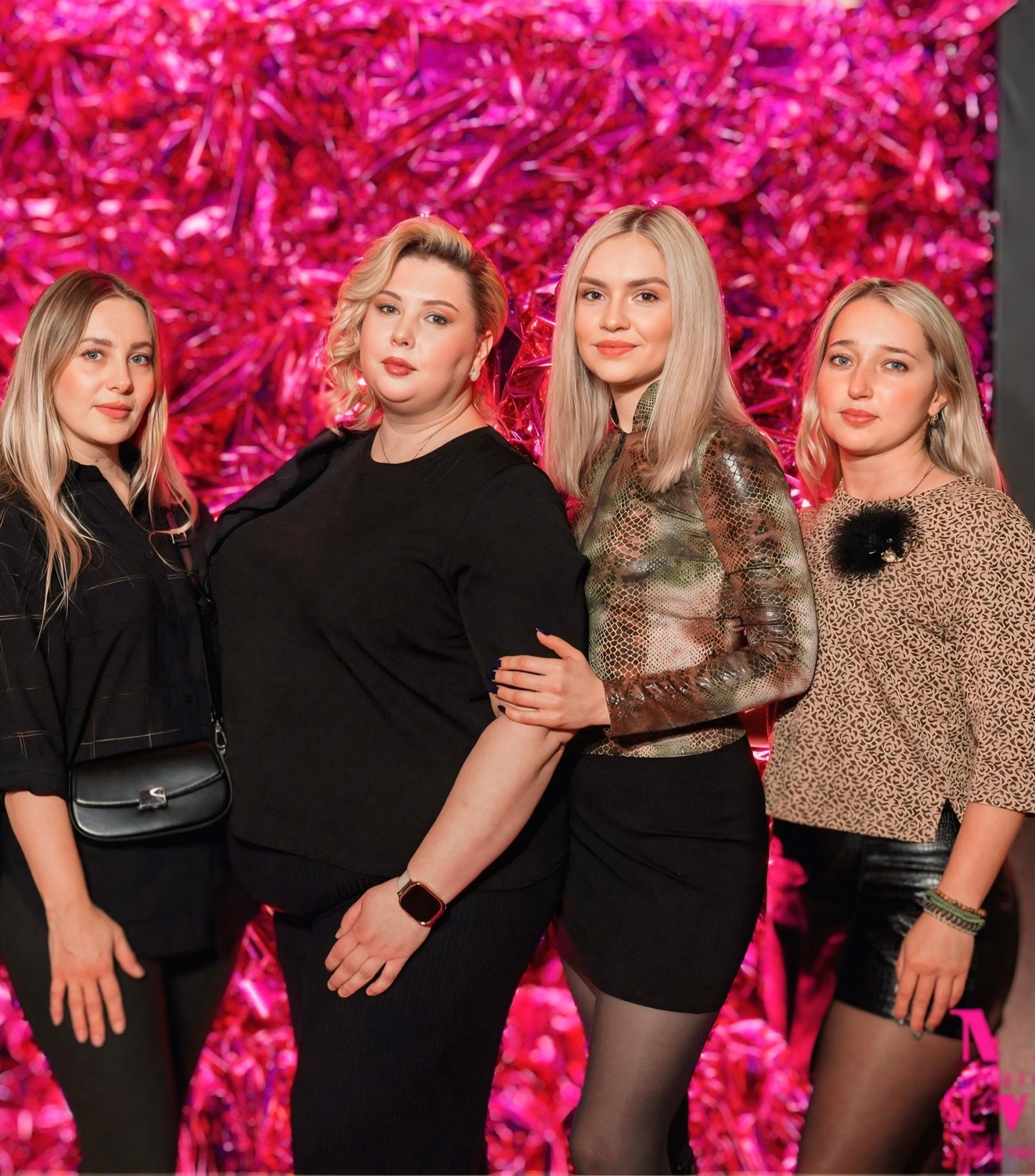 События салона. Свадебный салон Саратов — Charmante