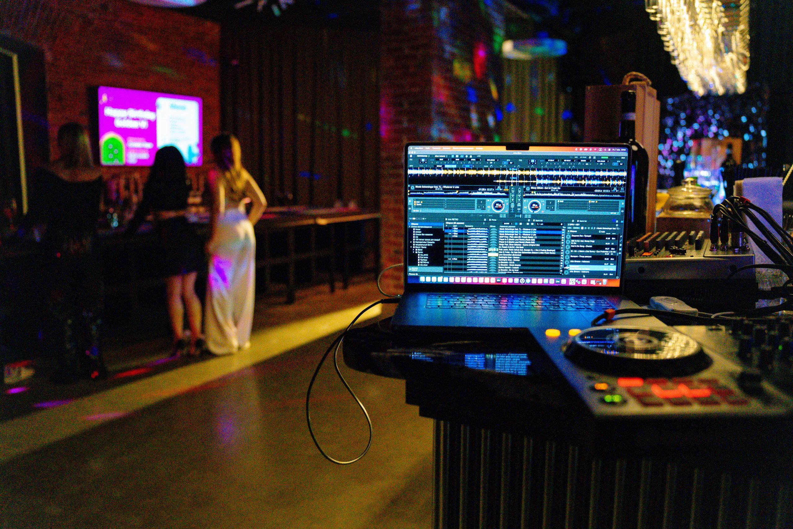 День рождения Вики (Винное казино)