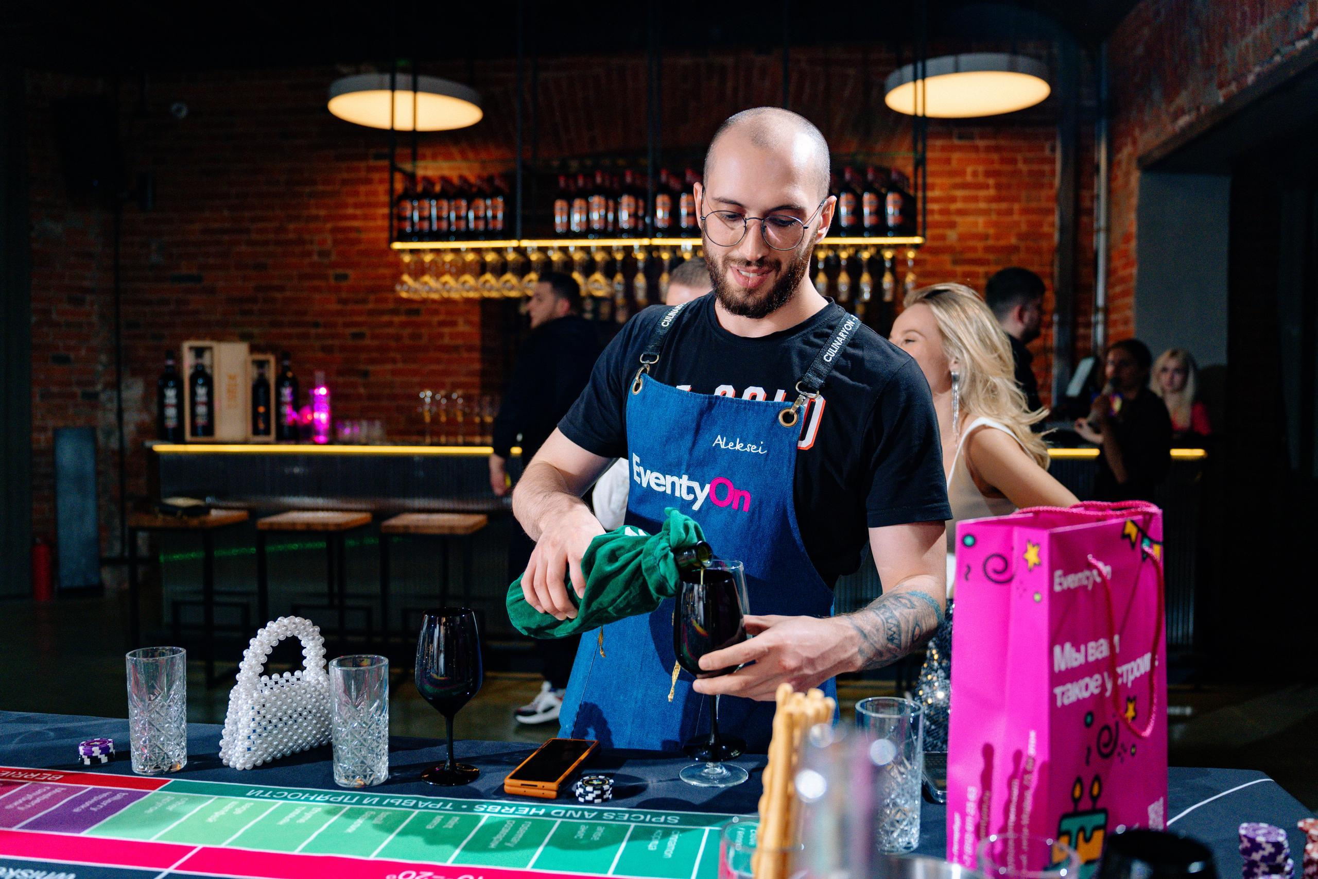 День рождения Вики (Винное казино)