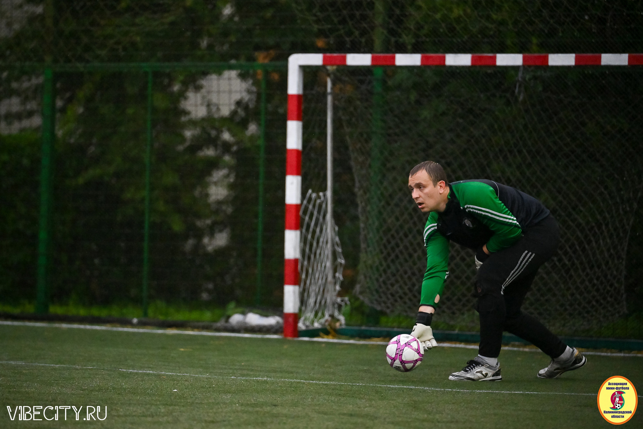 ИГРЫ МИНИ-ФУТБОЛЬНОЙ И КОРПОРАТИВНОЙ ЛИГИ. VIBECITY.RU Вайб Сити Ру Фоторепортажи Фотоотчеты Калининград