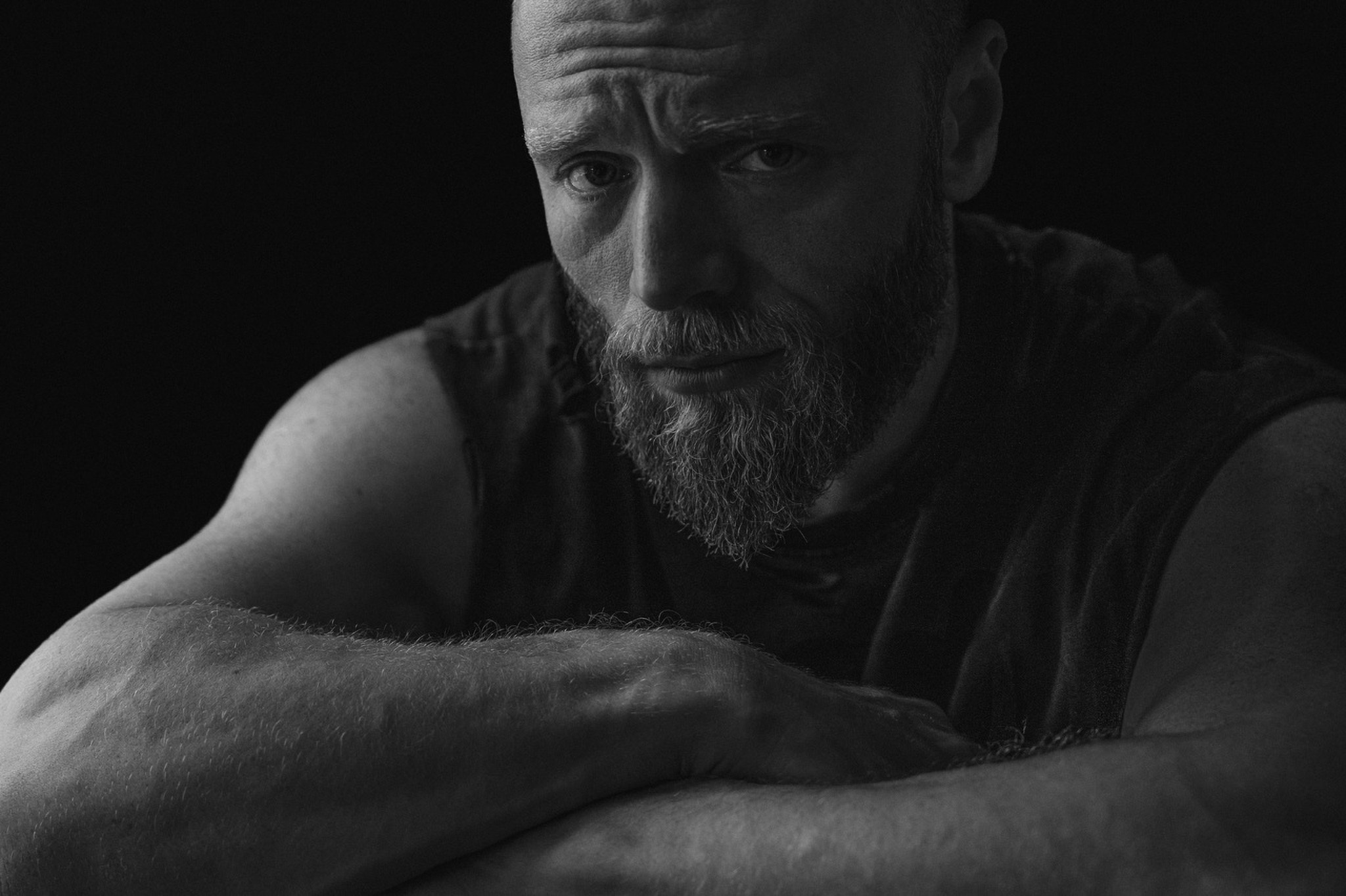 Мужской фотограф Михаил Иванов