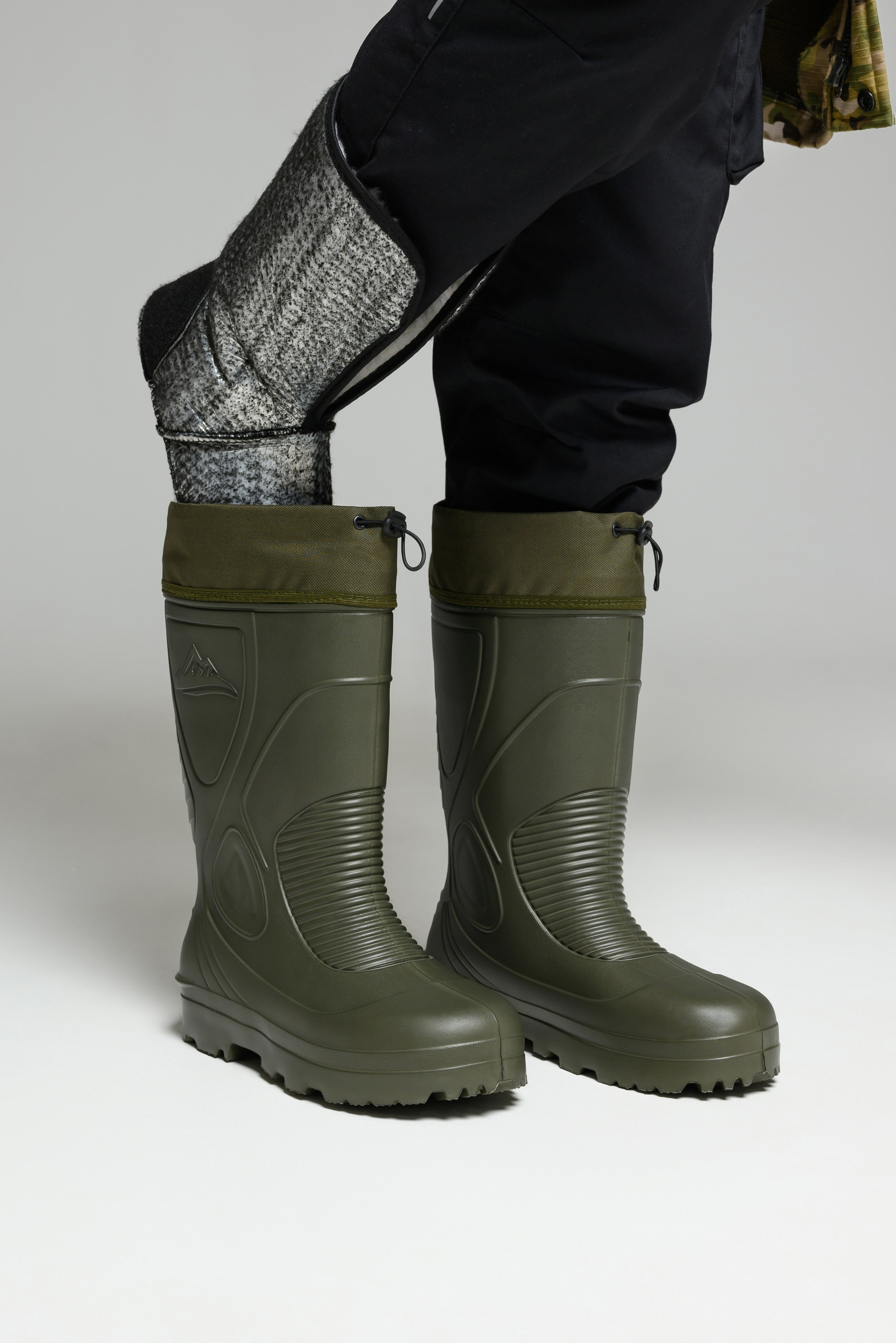 Резиновые сапоги. Предметный фотограф, фото для маркетплейсов Пятигорск, КМВ