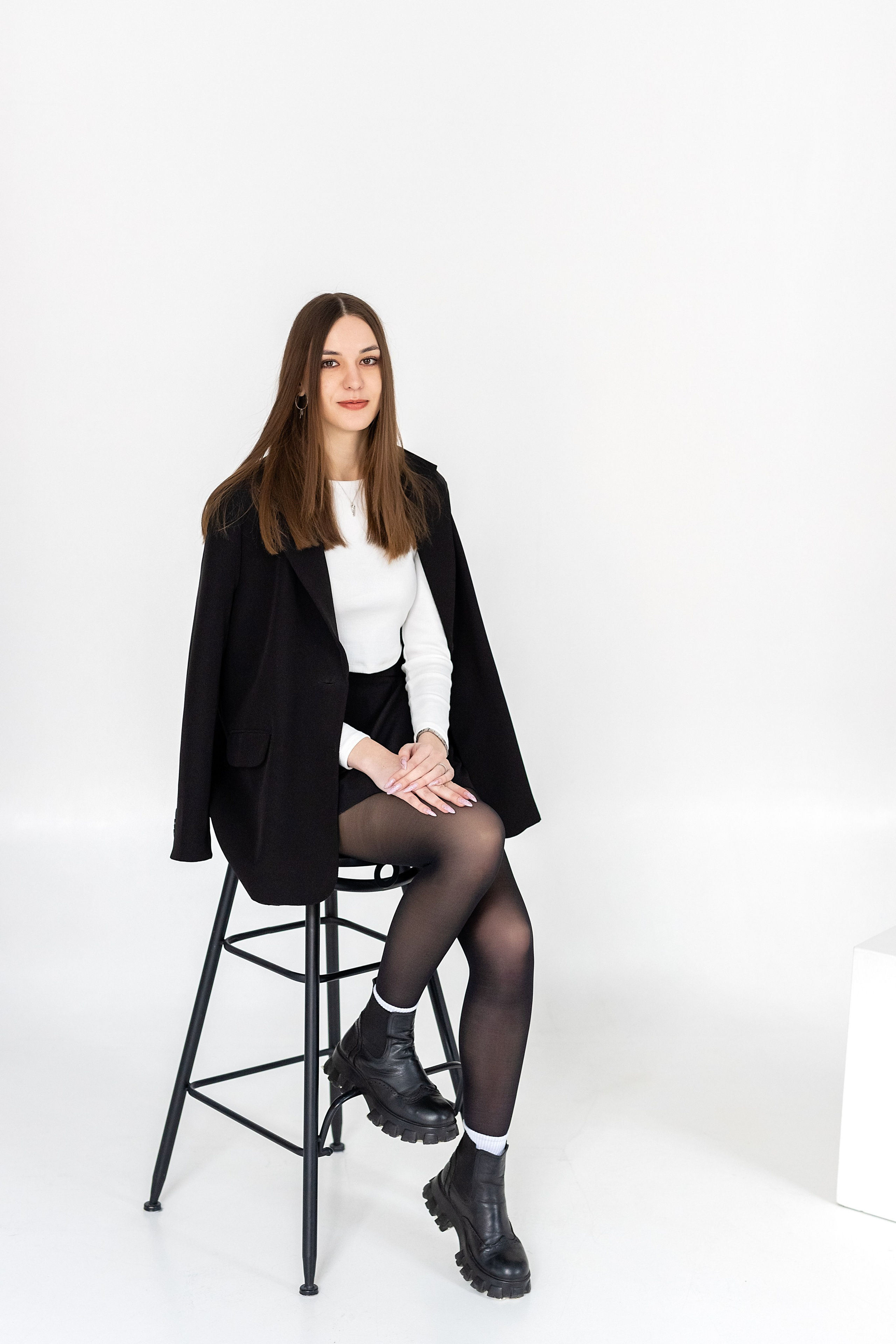 Выпускной альбом Владивосток 11 класс. Стильный выпускной альбом Владивосток фотограф Вероника Мигачева