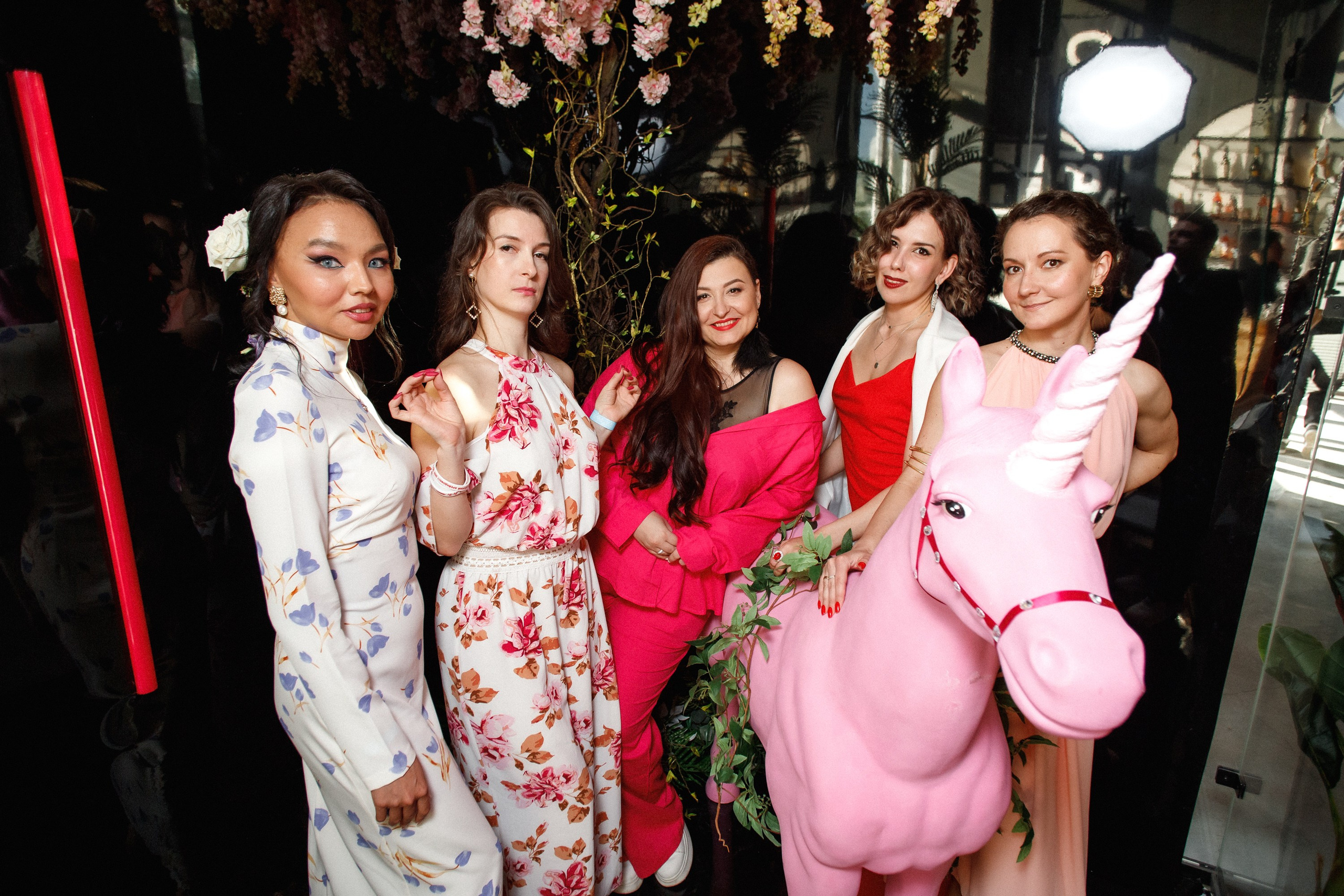 BRAVO FLORA EVENT. СВОИ. ФОТООТЧЕТЫ-СОБЫТИЯ-МЕСТА