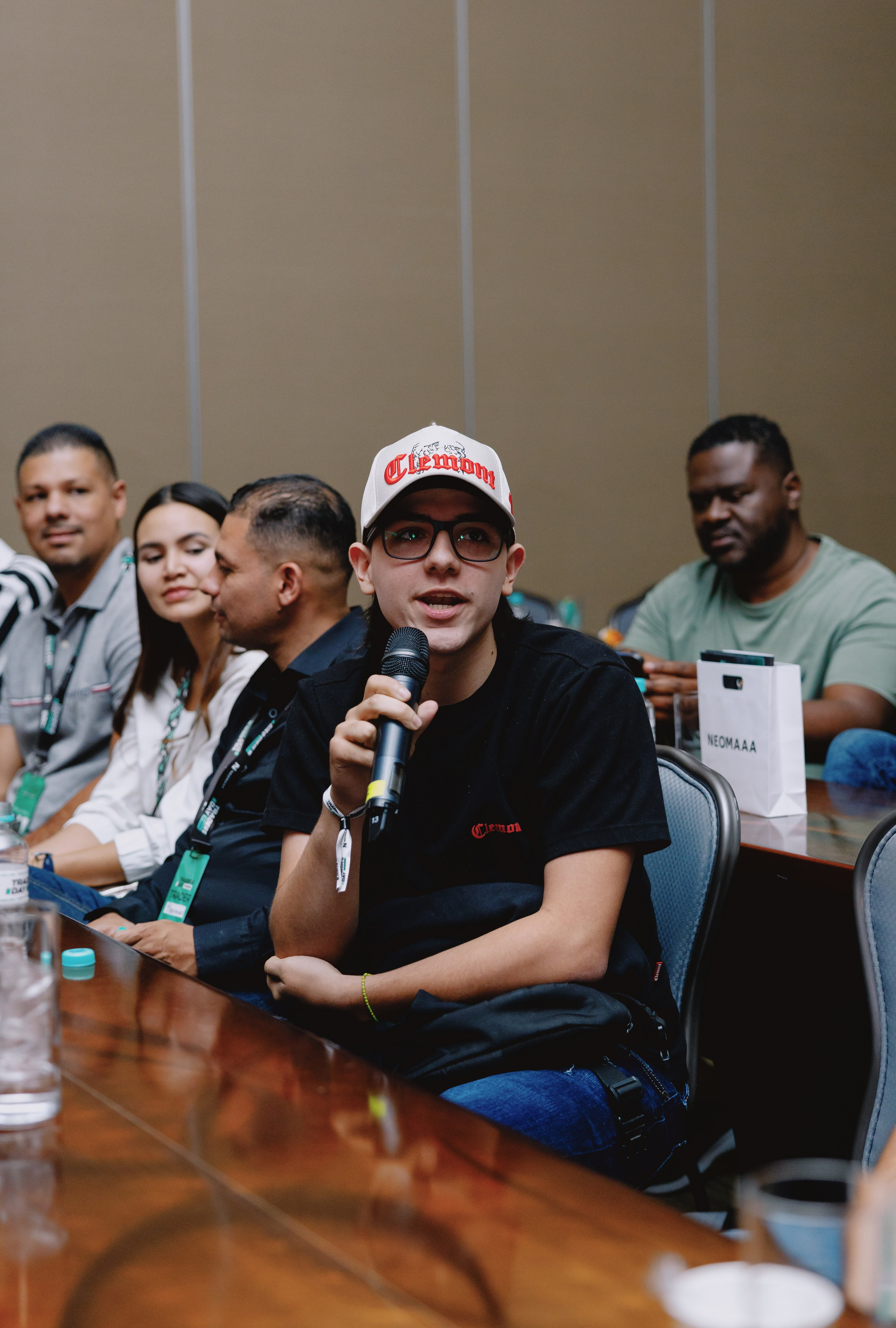 TRADERS DAY By NeomAAA Medellin. NeomAAA Funds Gallery