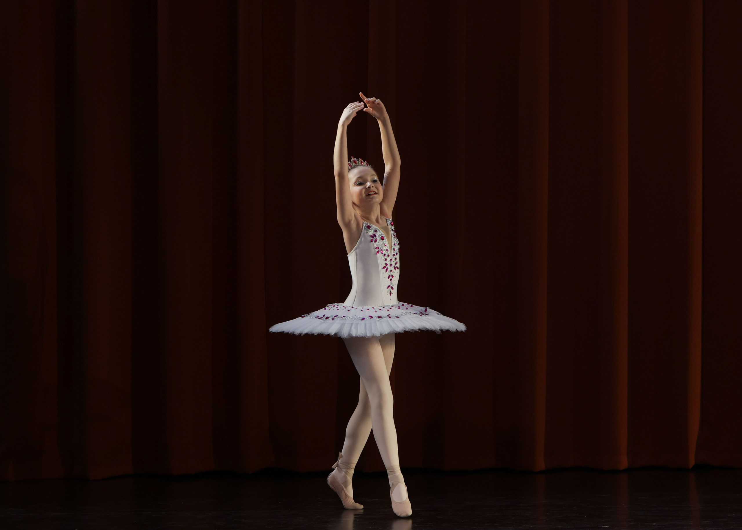 Фестиваль хореографического искусства «КУБОК ЛЕГЕНДЫ — 2025». Выпускные альбомы и школьный фотограф в Подольске, Троицке, Щербинке, Москве и Московской области