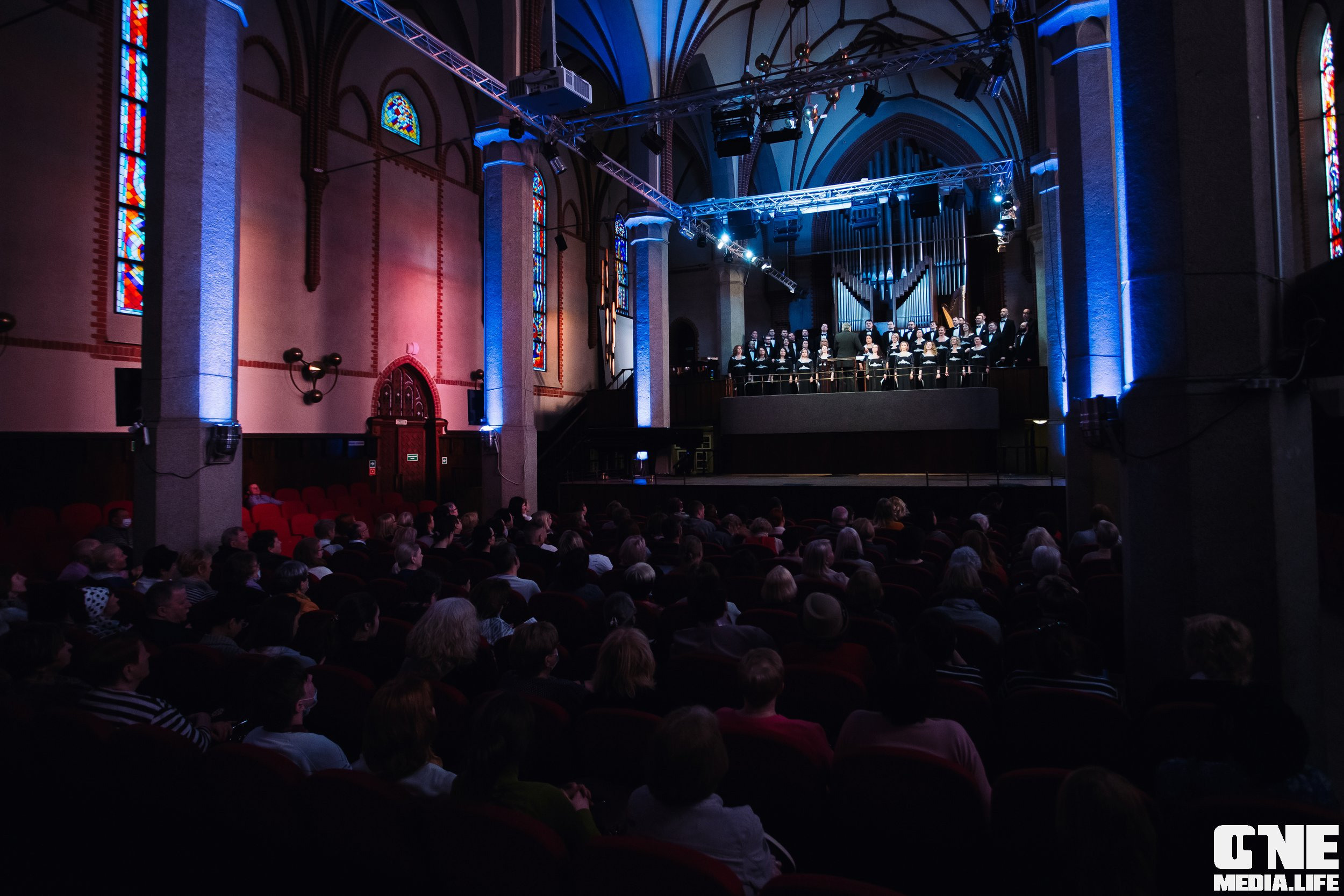 Фоторепортаж из Калининградской Филармонии. One Media Life: фоторепортажи, фотоотчеты с мероприятий и заведений