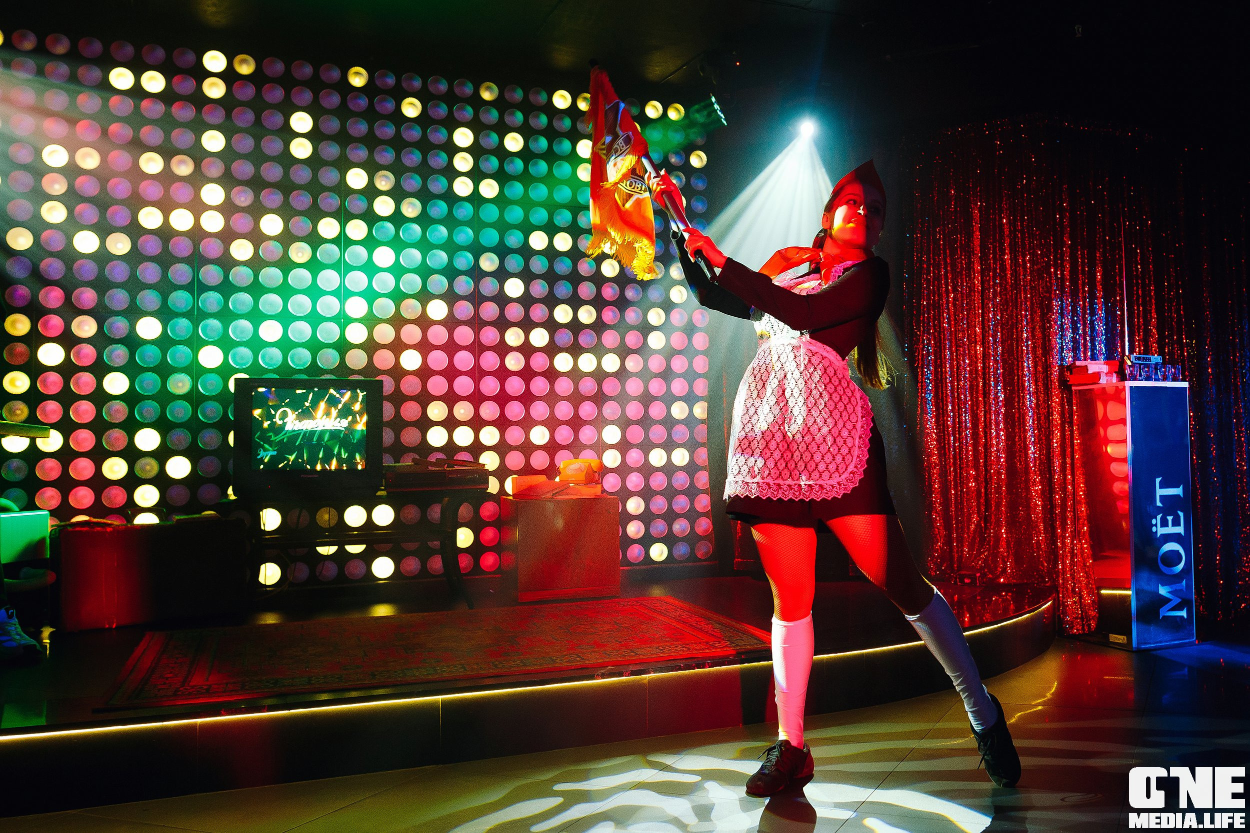 Мир, Клуб, Май в караоке Эйфория. One Media Life: фоторепортажи, фотоотчеты с мероприятий и заведений