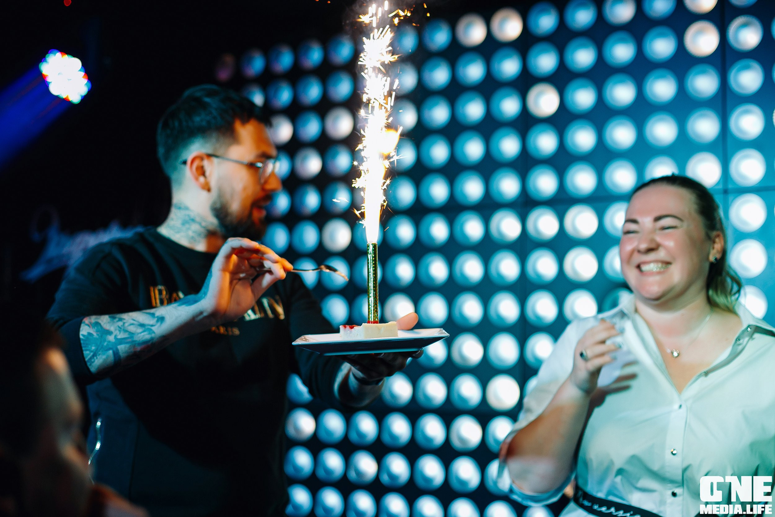 Фоторепортаж из караоке-клуба «Эйфория». One Media Life: фоторепортажи, фотоотчеты с мероприятий и заведений