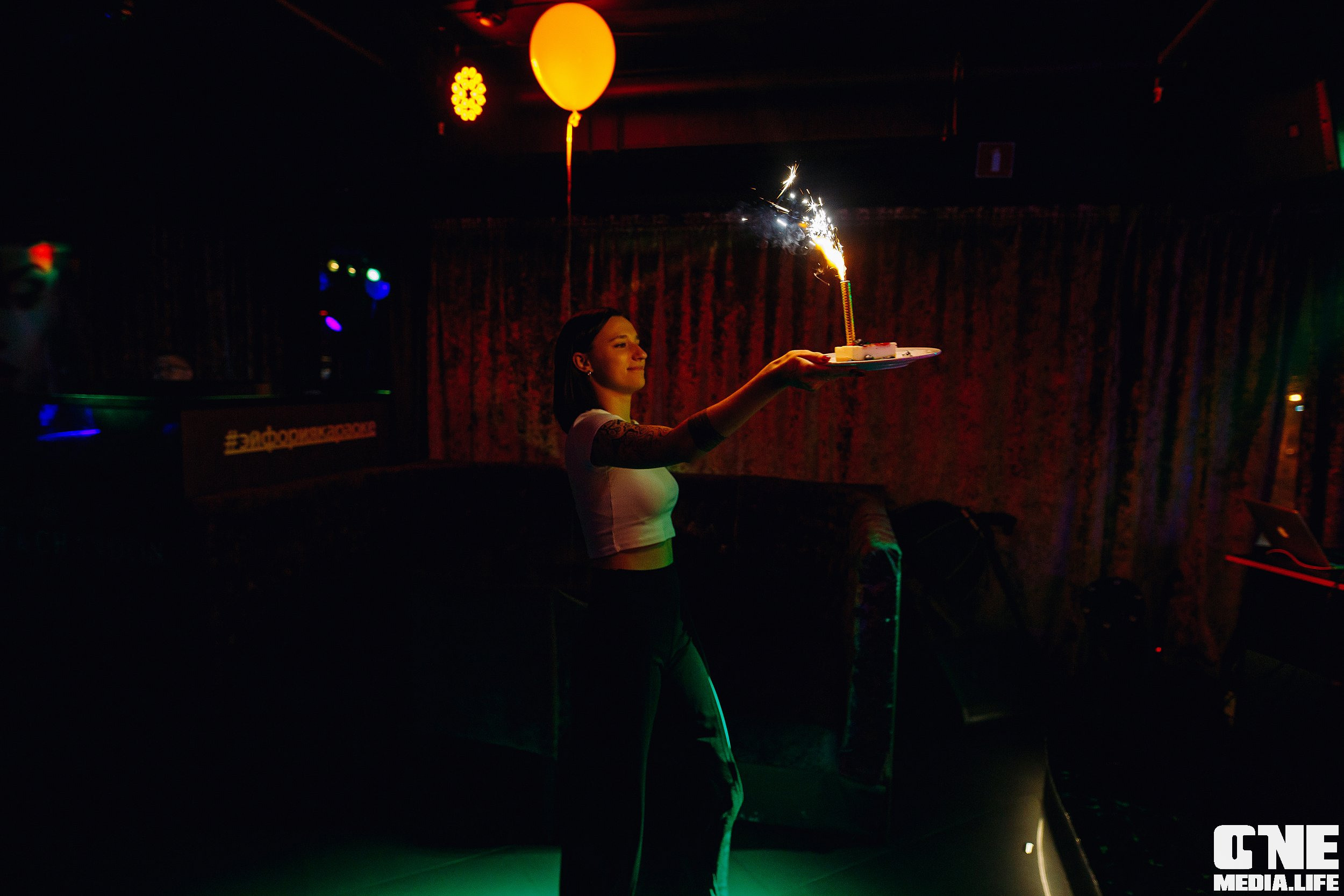 Фотоотчет из караоке-клуба Эйфория. One Media Life: фоторепортажи, фотоотчеты с мероприятий и заведений