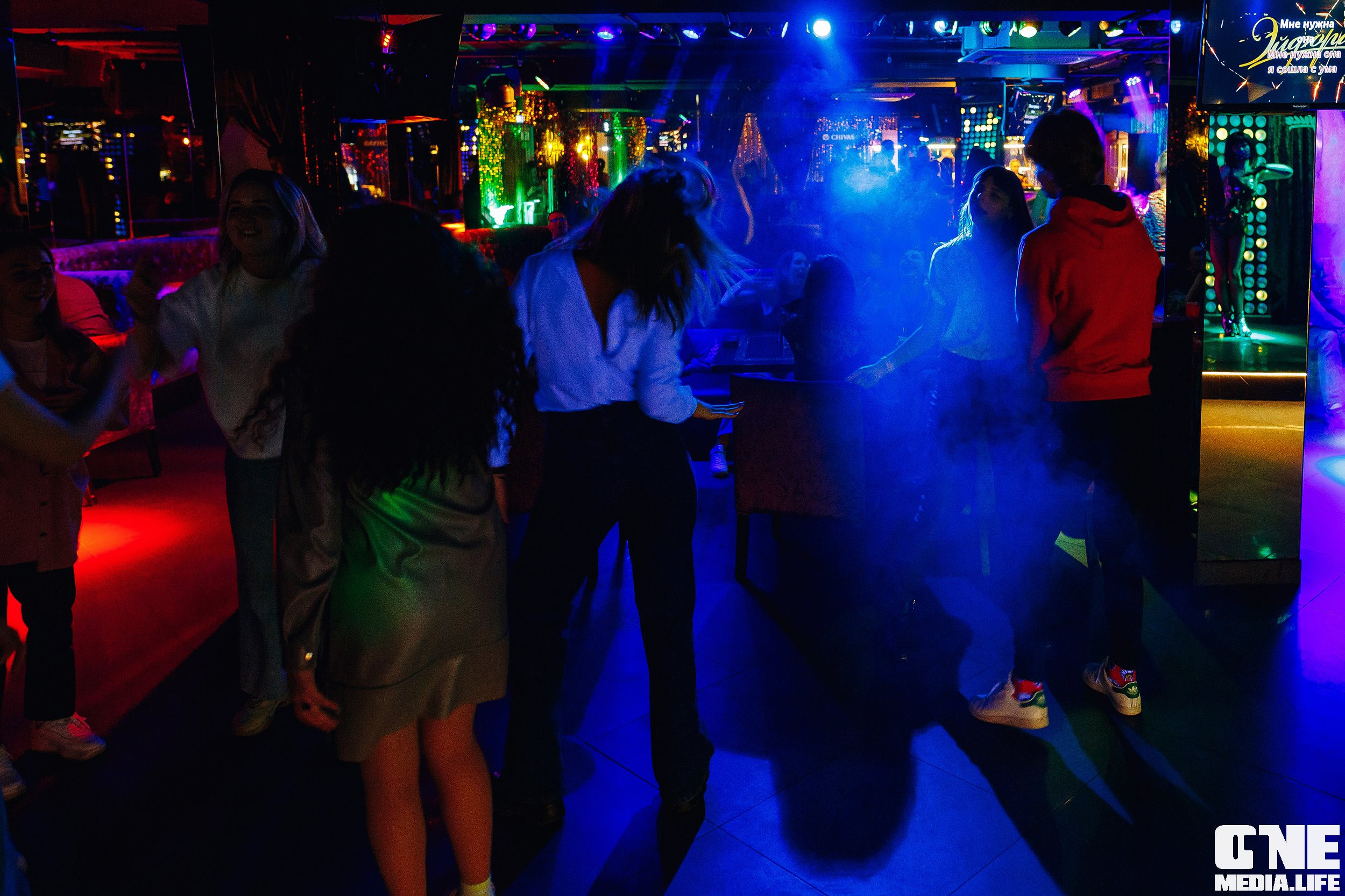 Фоторепортаж из караоке клуба Эйфория. One Media Life: фоторепортажи, фотоотчеты с мероприятий и заведений