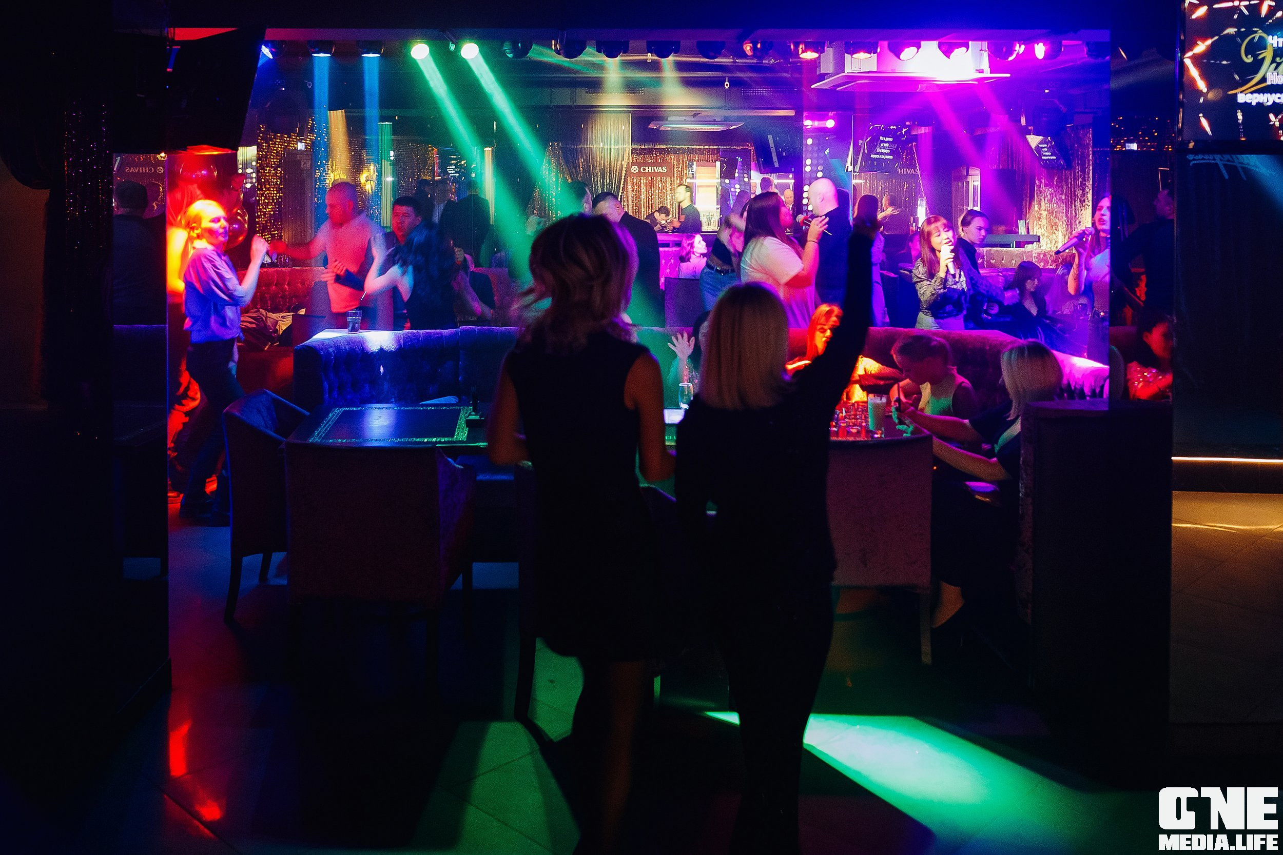 Фоторепортаж из караоке клуба Эйфория. One Media Life: фоторепортажи, фотоотчеты с мероприятий и заведений